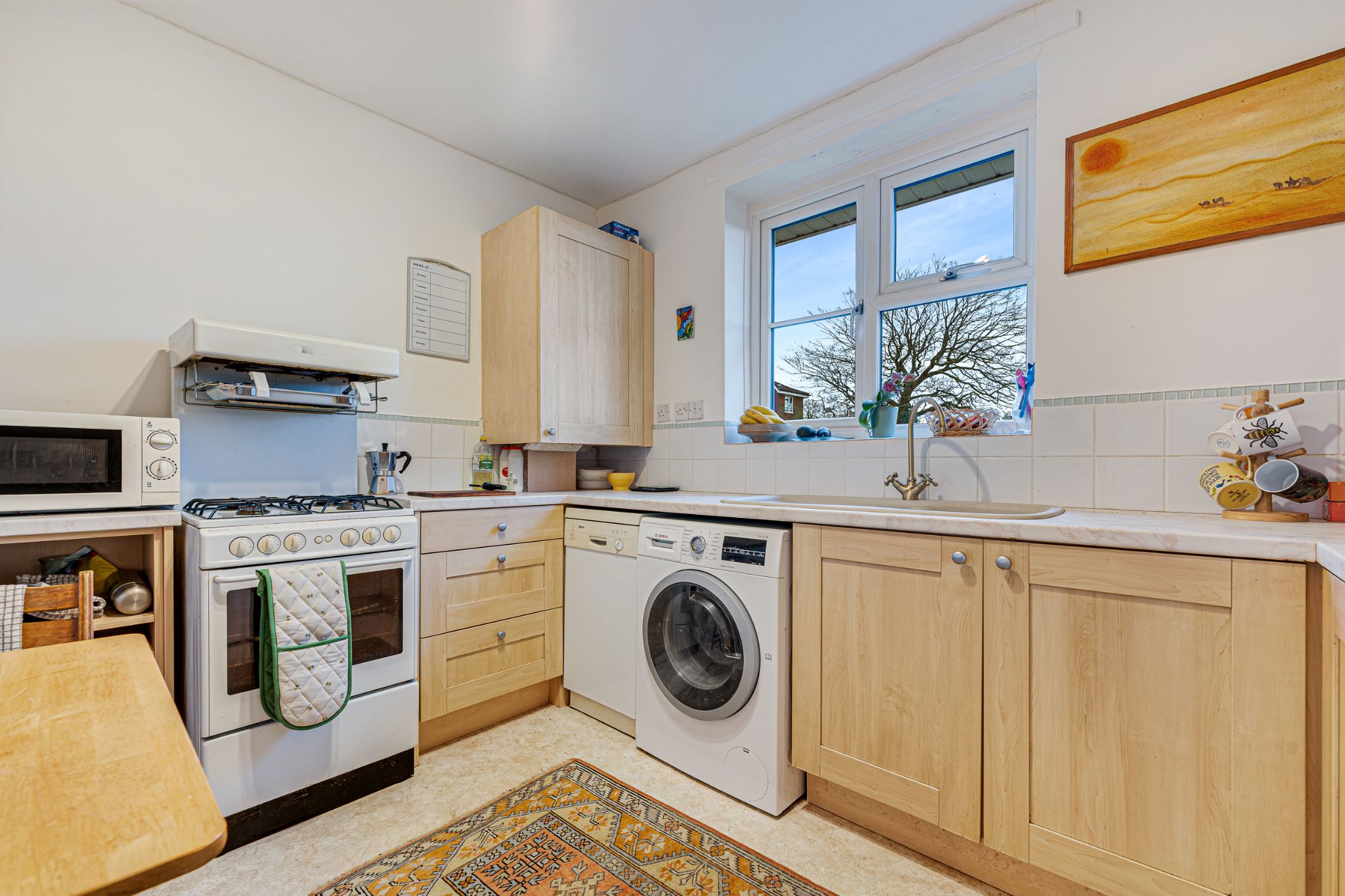 3 bedroom flat flat/apartment Sale Agreed in Bolton - Photograph 6.
