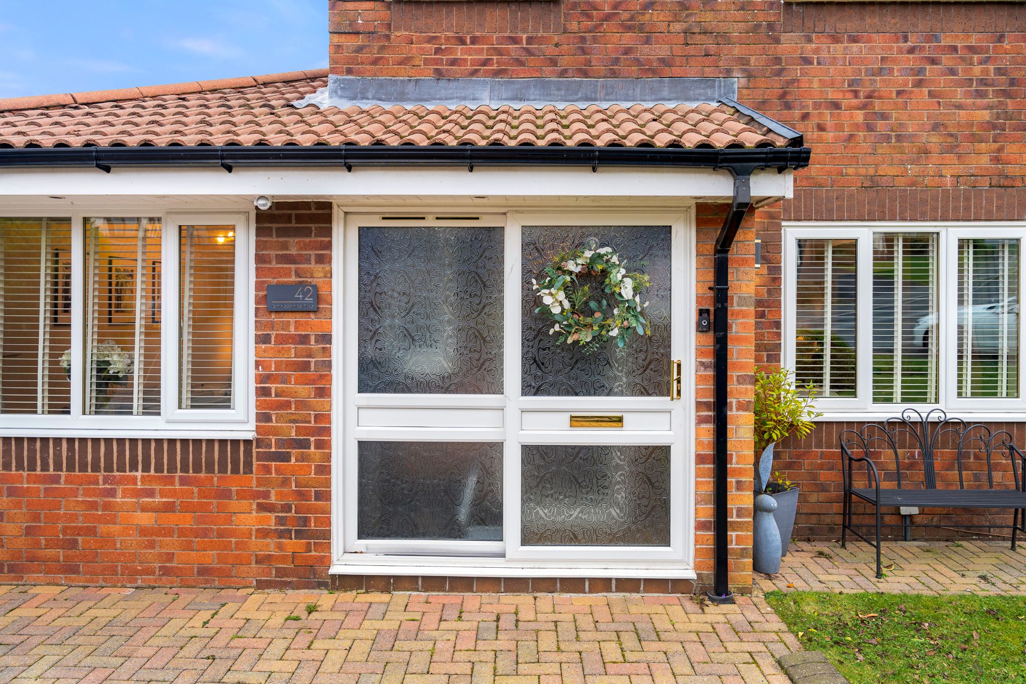 3 bedroom detached house Sale Agreed in Bolton - Photograph 4.