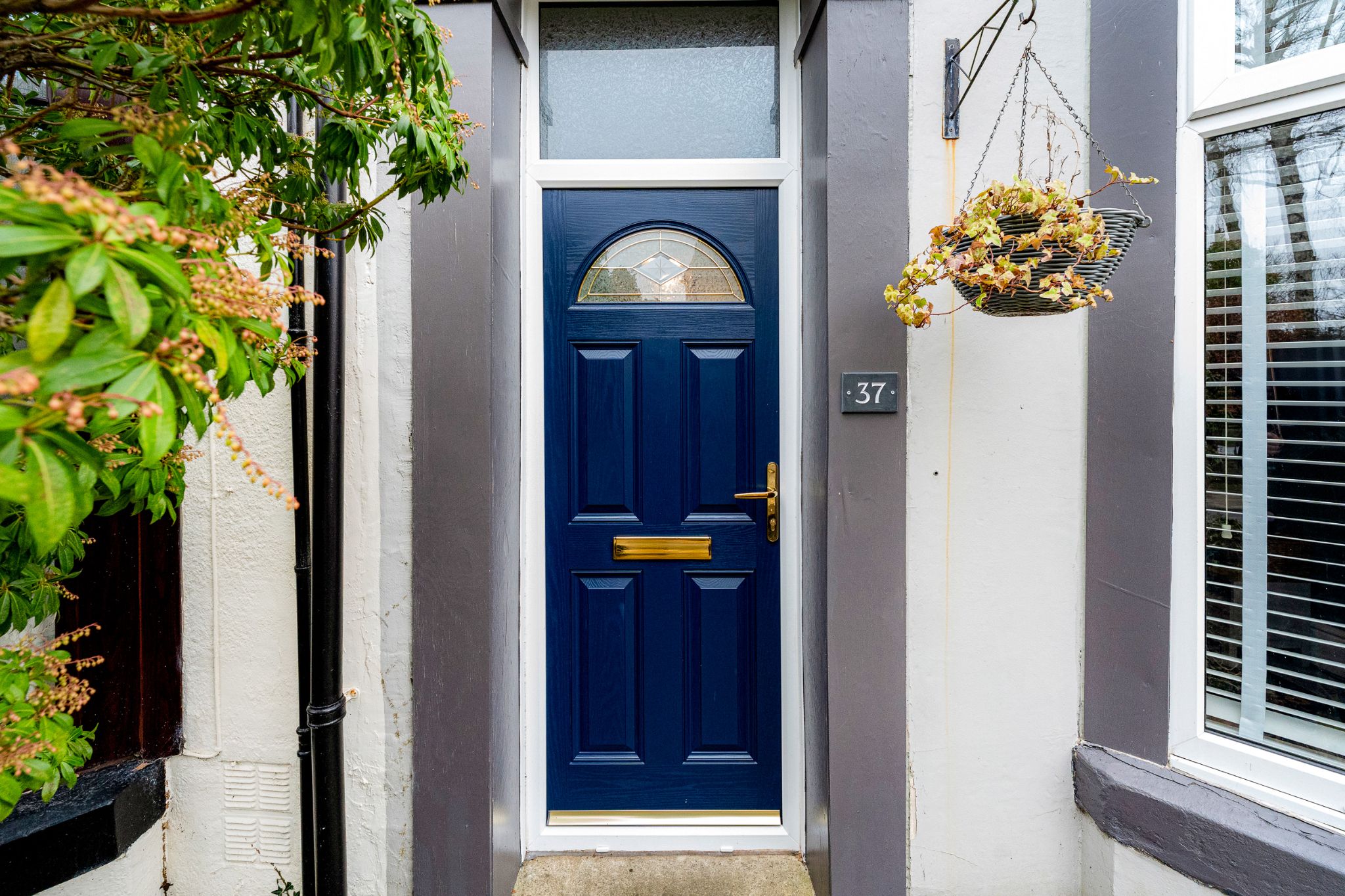 3 bedroom mid terraced house Sale Agreed in Bolton - Photograph 2.