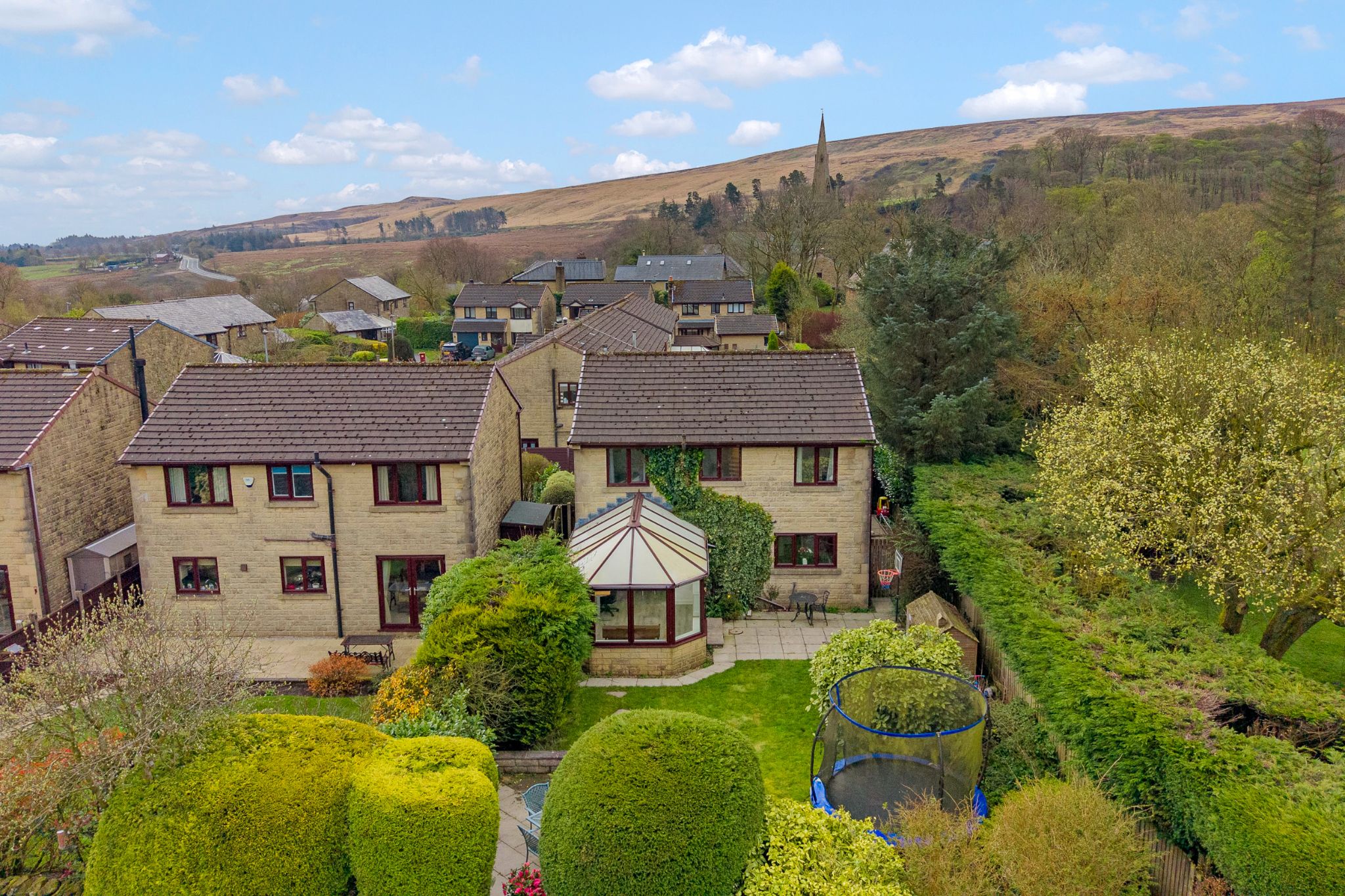 4 bedroom detached house For Sale in Bolton - Photograph 6.