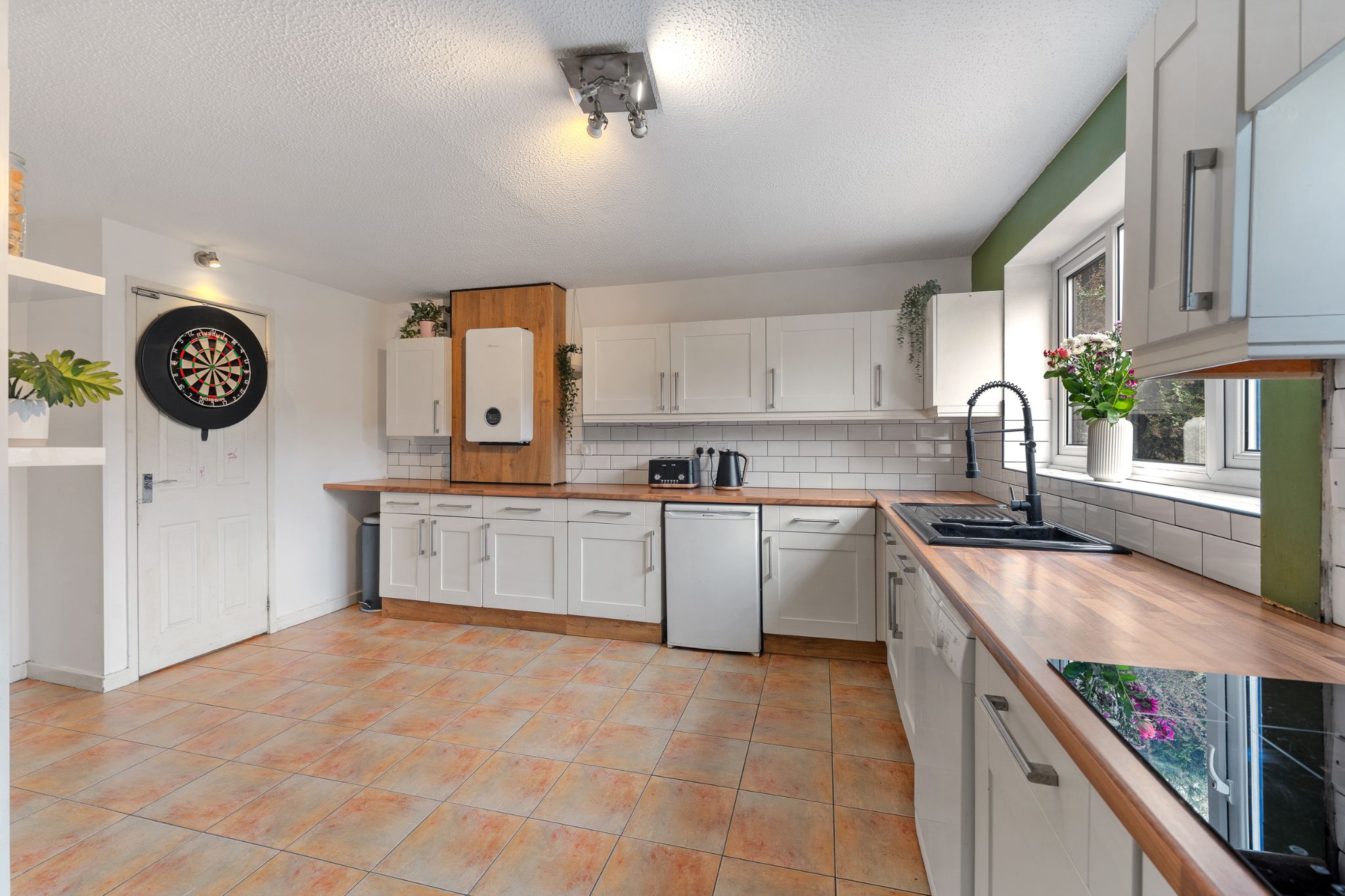 4 bedroom detached house For Sale in Bolton - Photograph 23.