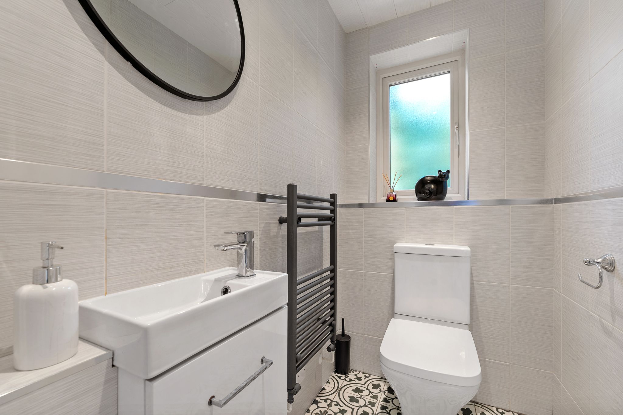 4 bedroom detached house For Sale in Bolton - Photograph 31.