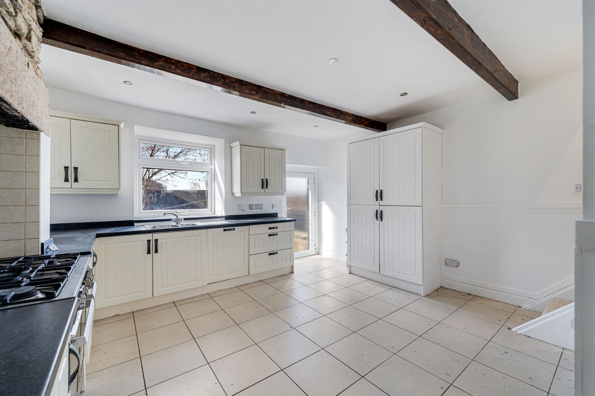 3 bedroom mid terraced house For Sale in Bolton - Photograph 6.