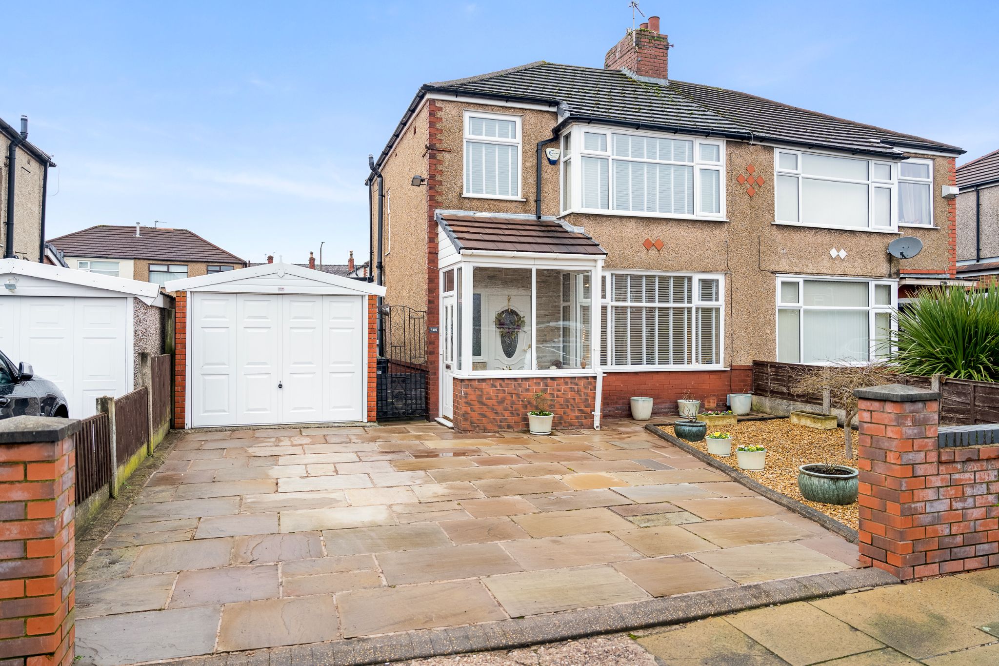 3 bedroom semi-detached house Sale Agreed in Bolton - Photograph 2.