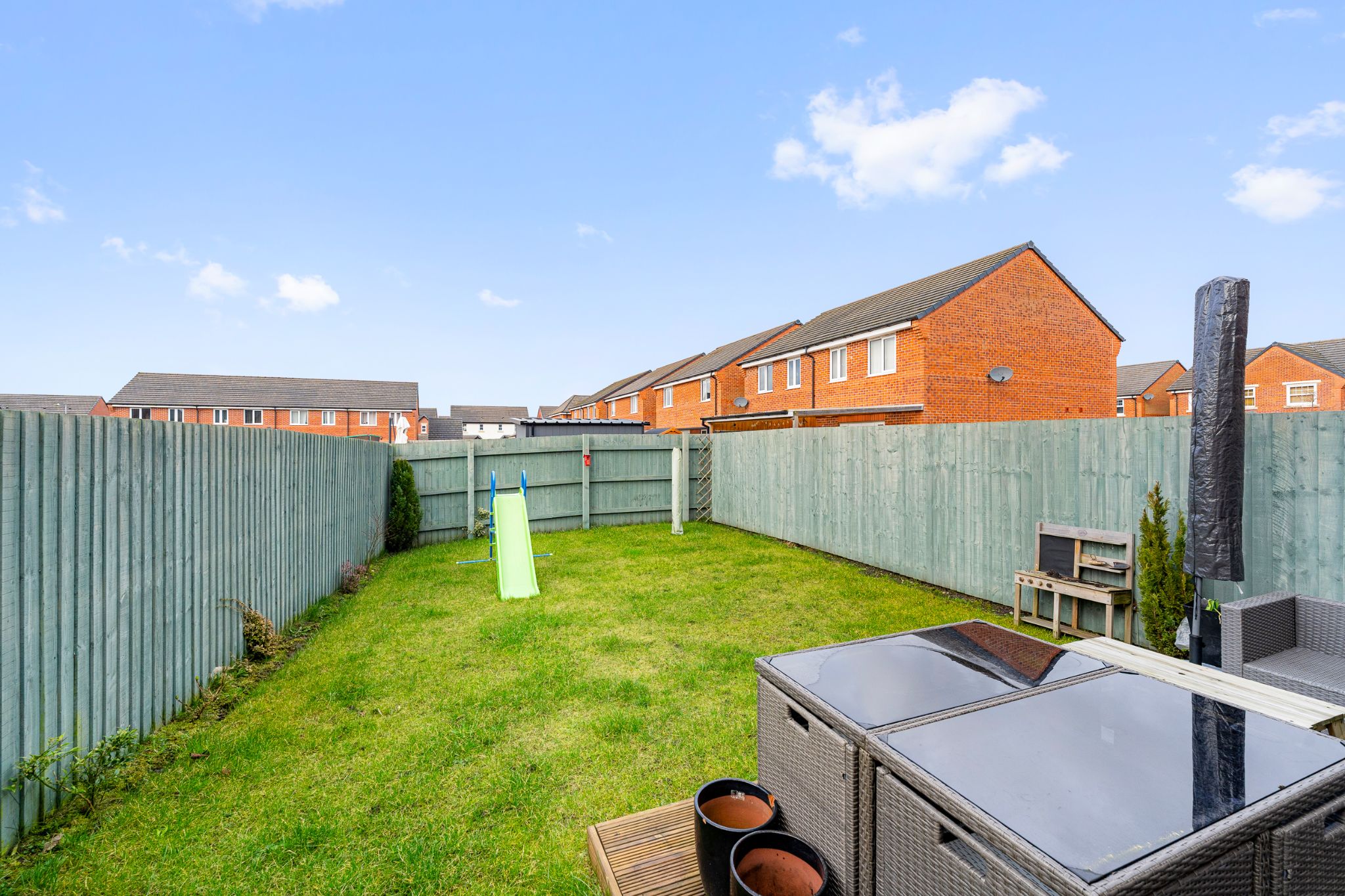 3 bedroom semi-detached house Sale Agreed in Bolton - Photograph 24.