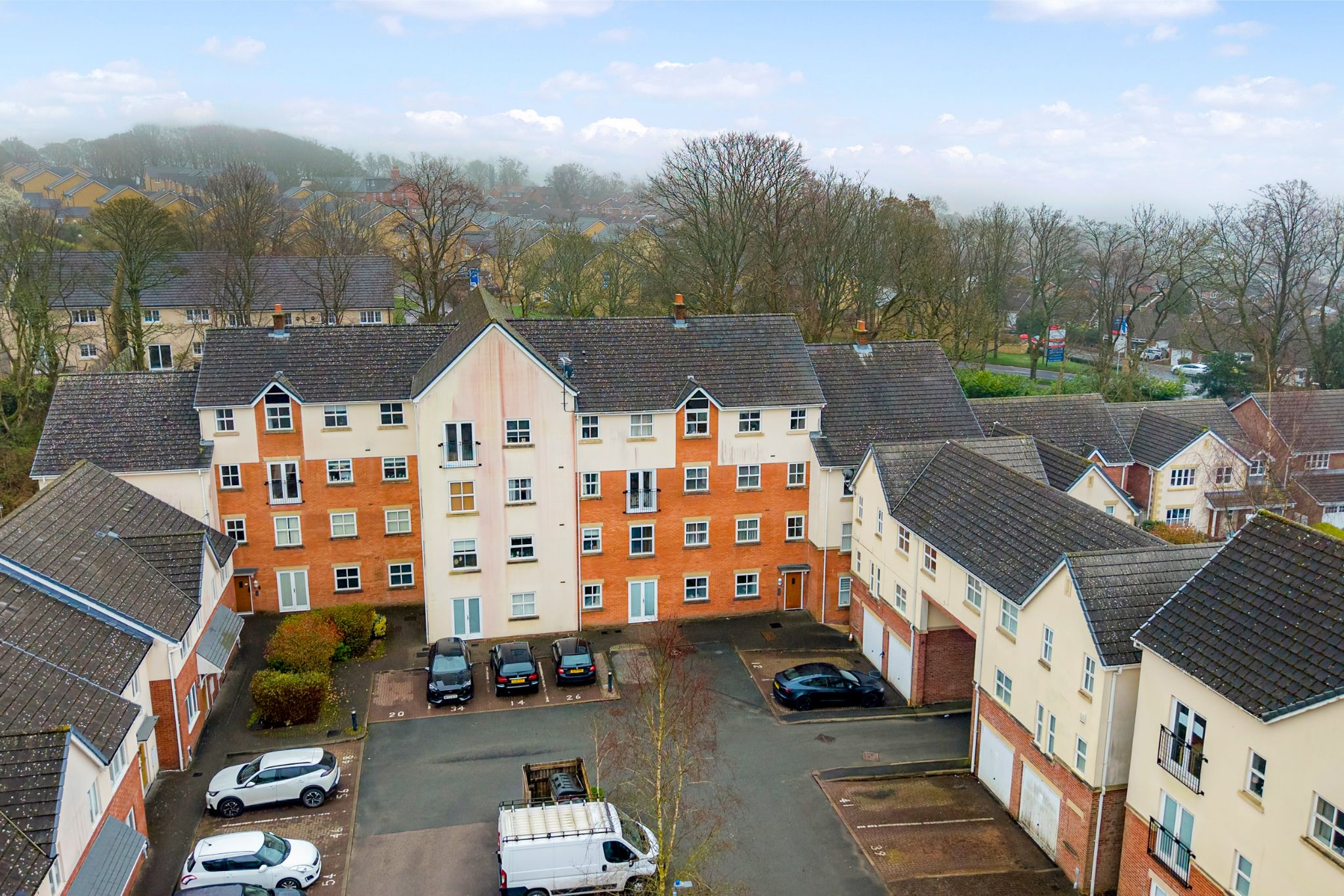 2 bedroom apartment flat/apartment Sale Agreed in Bolton - Photograph 1.