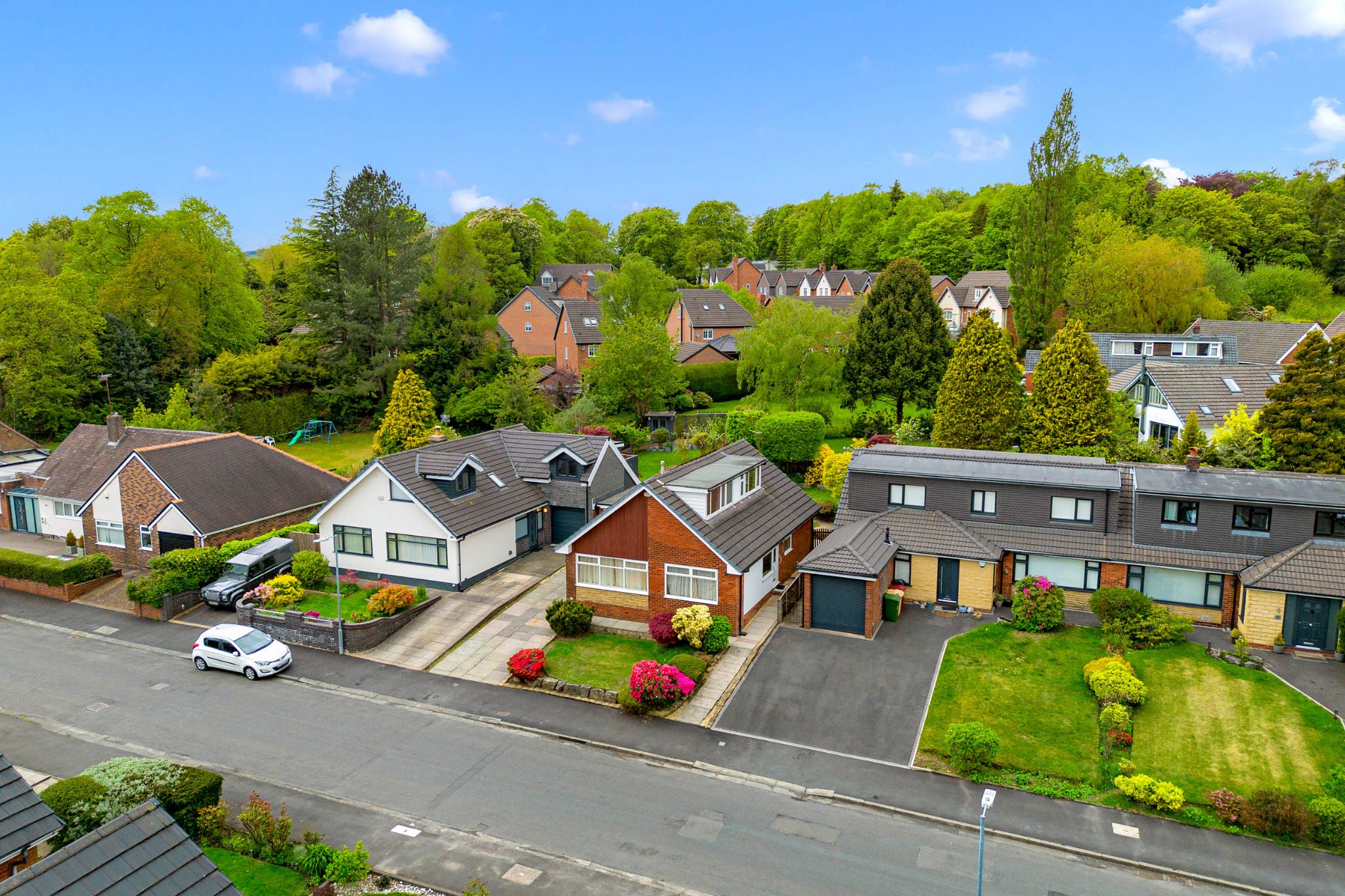 4 bedroom detached bungalow For Sale in Bolton - Photograph 2.