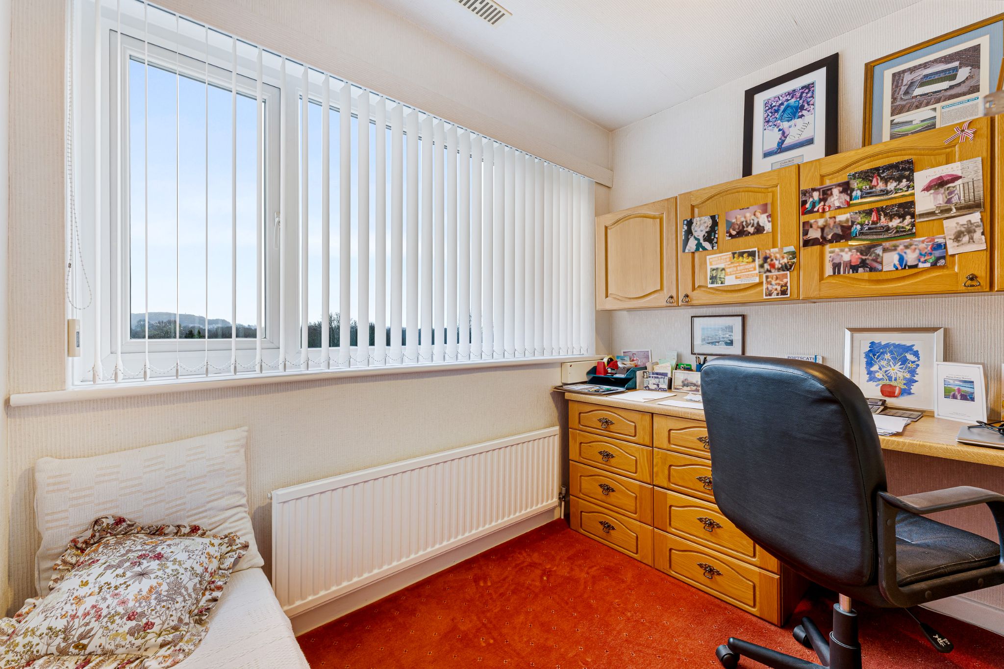 4 bedroom detached house Sale Agreed in Bolton - Photograph 32.