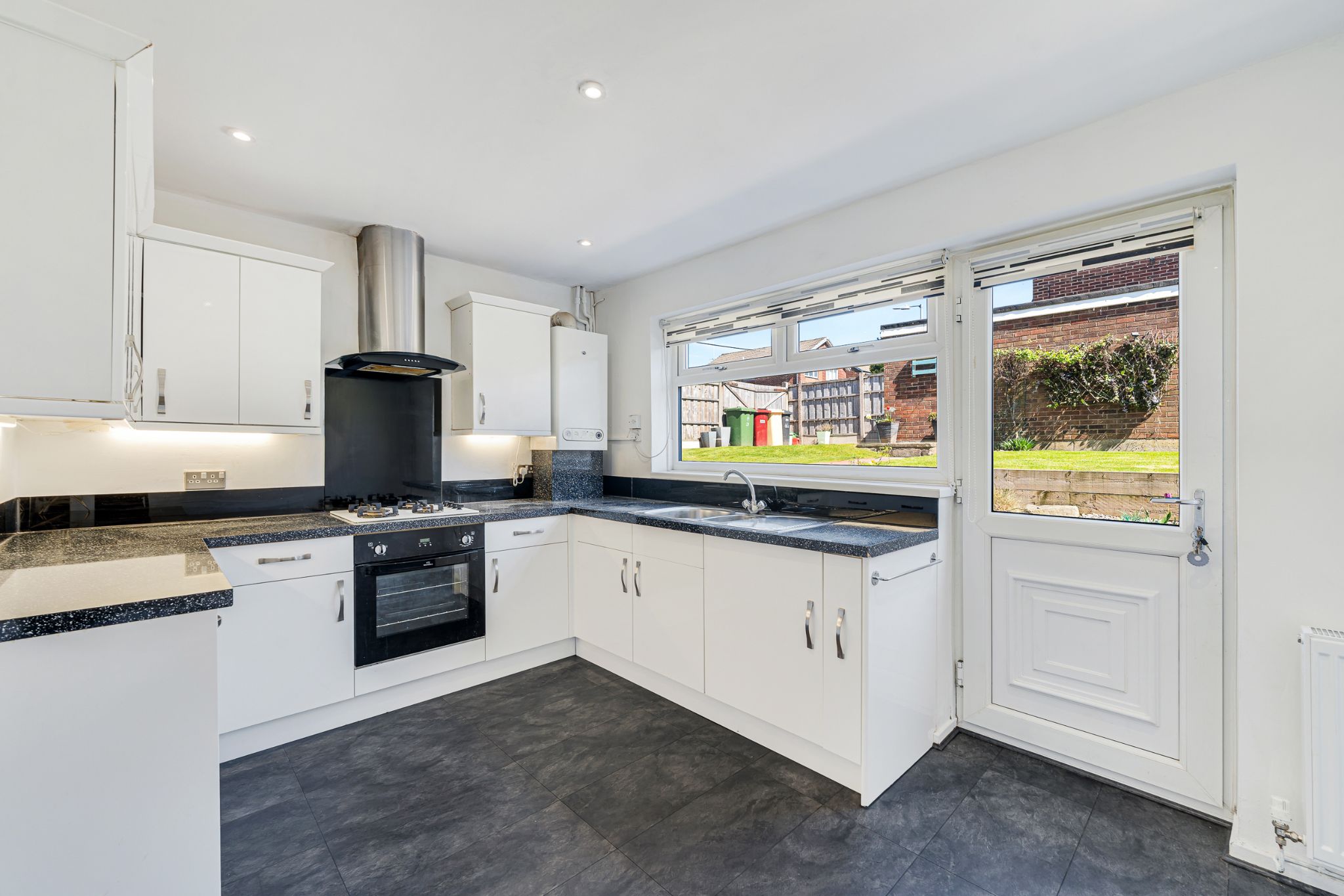 2 bedroom semi-detached house For Sale in Bolton - Photograph 8.
