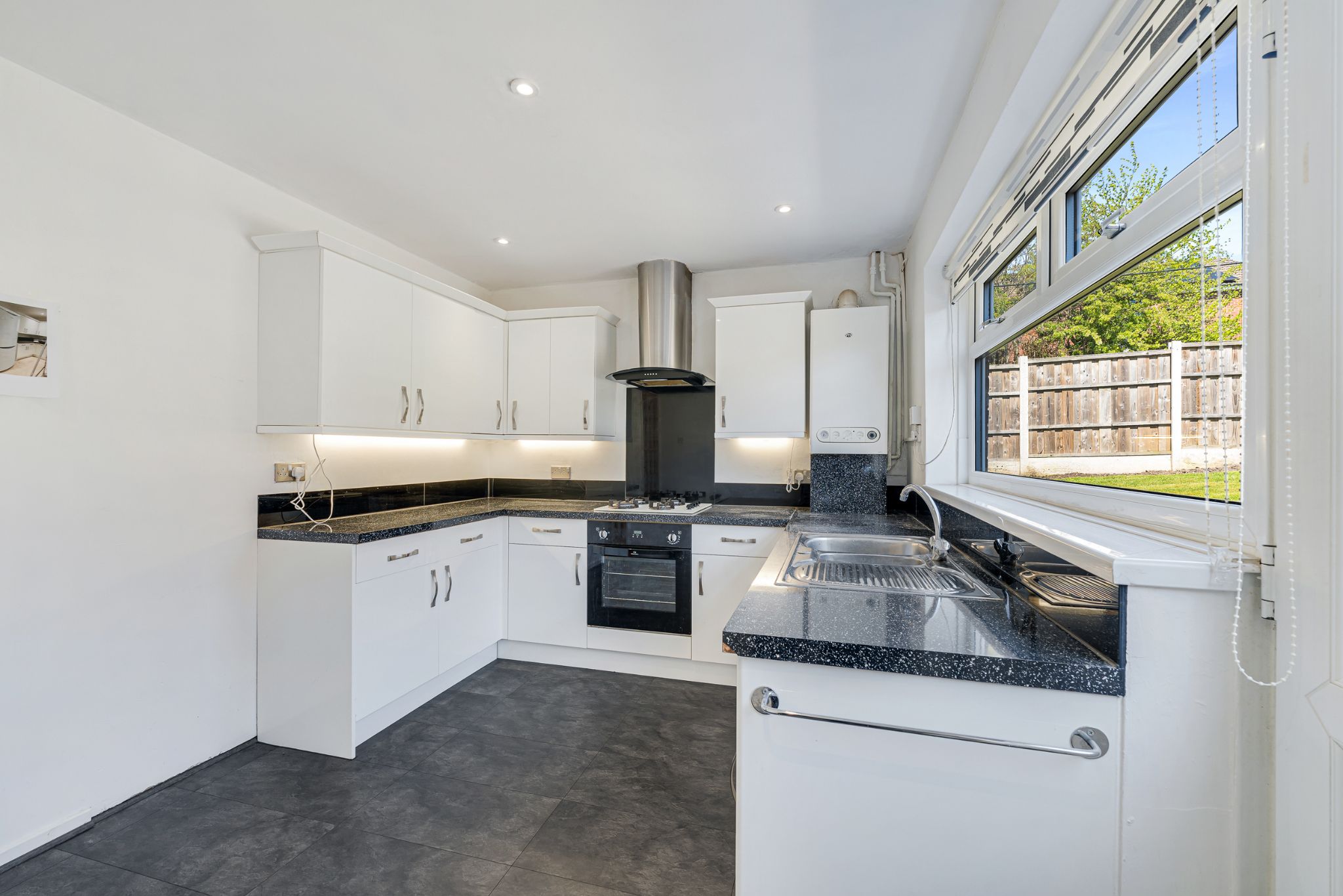 2 bedroom semi-detached house For Sale in Bolton - Photograph 7.