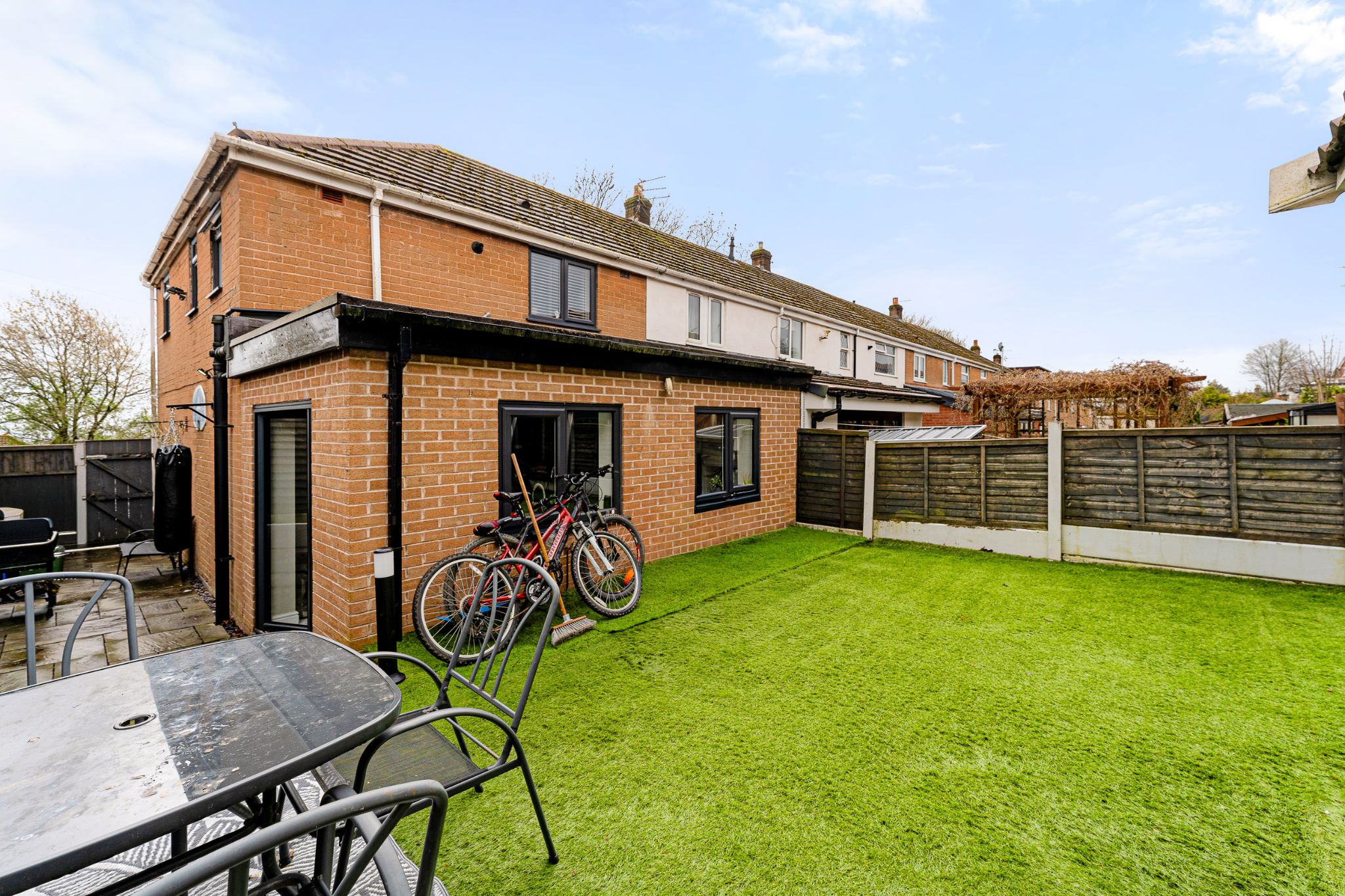 3 bedroom end terraced house Sale Agreed in Bolton - Photograph 34.