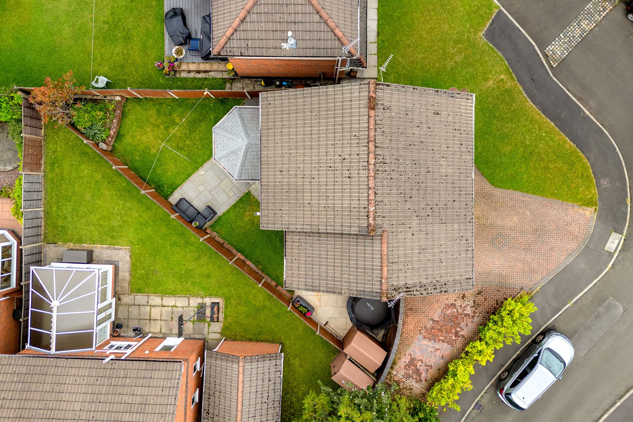 4 bedroom detached house For Sale in Bolton - Photograph 33.