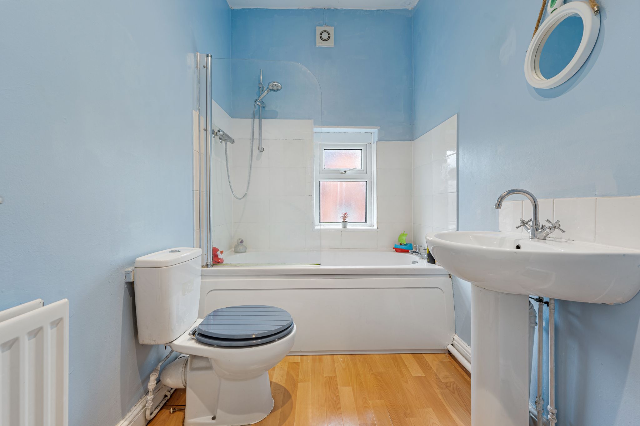 2 bedroom mid terraced house Sale Agreed in Bolton - Photograph 9.