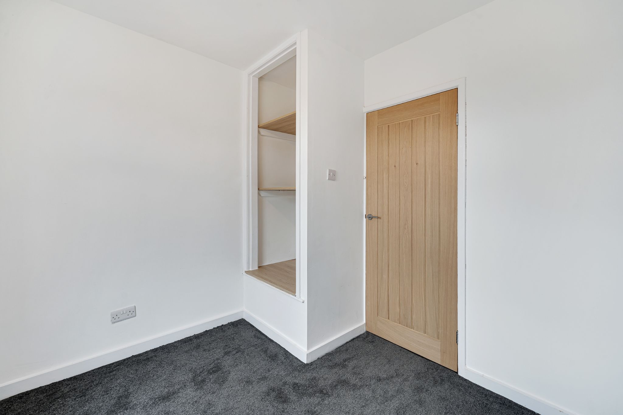 3 bedroom town house Sale Agreed in Bolton - Photograph 3.