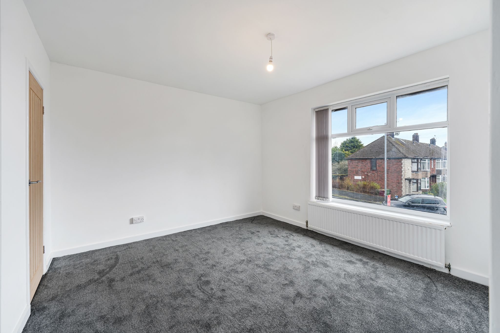 3 bedroom town house Sale Agreed in Bolton - Photograph 4.