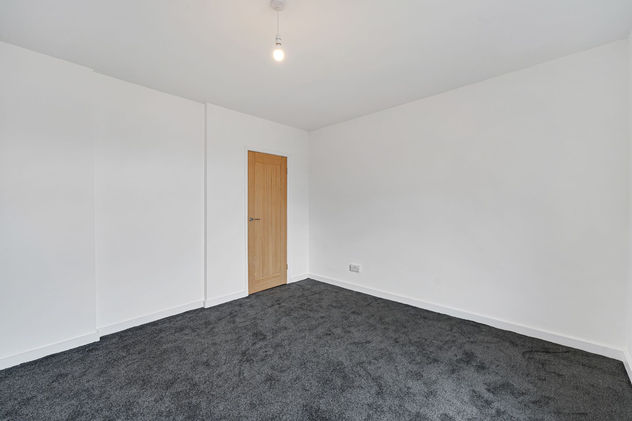 3 bedroom town house Sale Agreed in Bolton - Photograph 5.