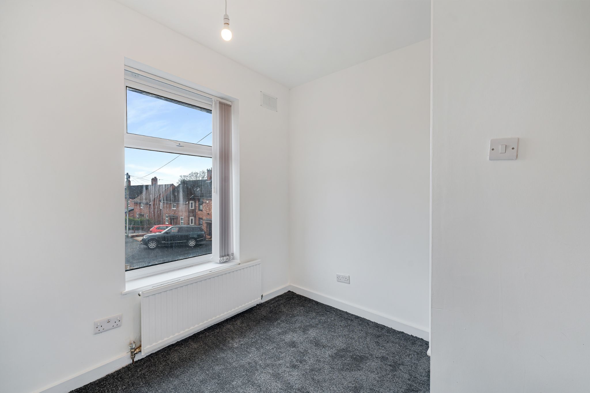 3 bedroom town house Sale Agreed in Bolton - Photograph 1.