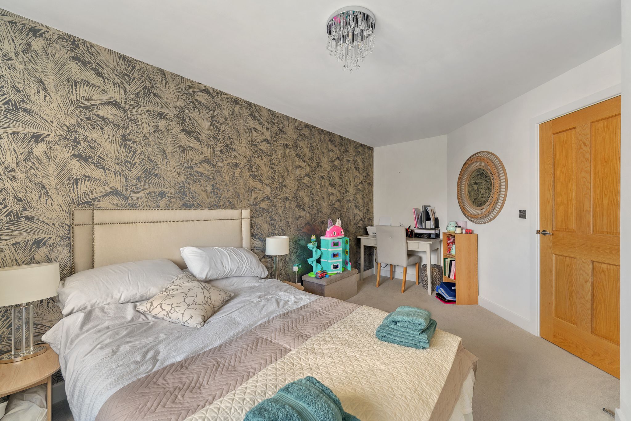 3 bedroom mews house For Sale in Bolton - Photograph 28.