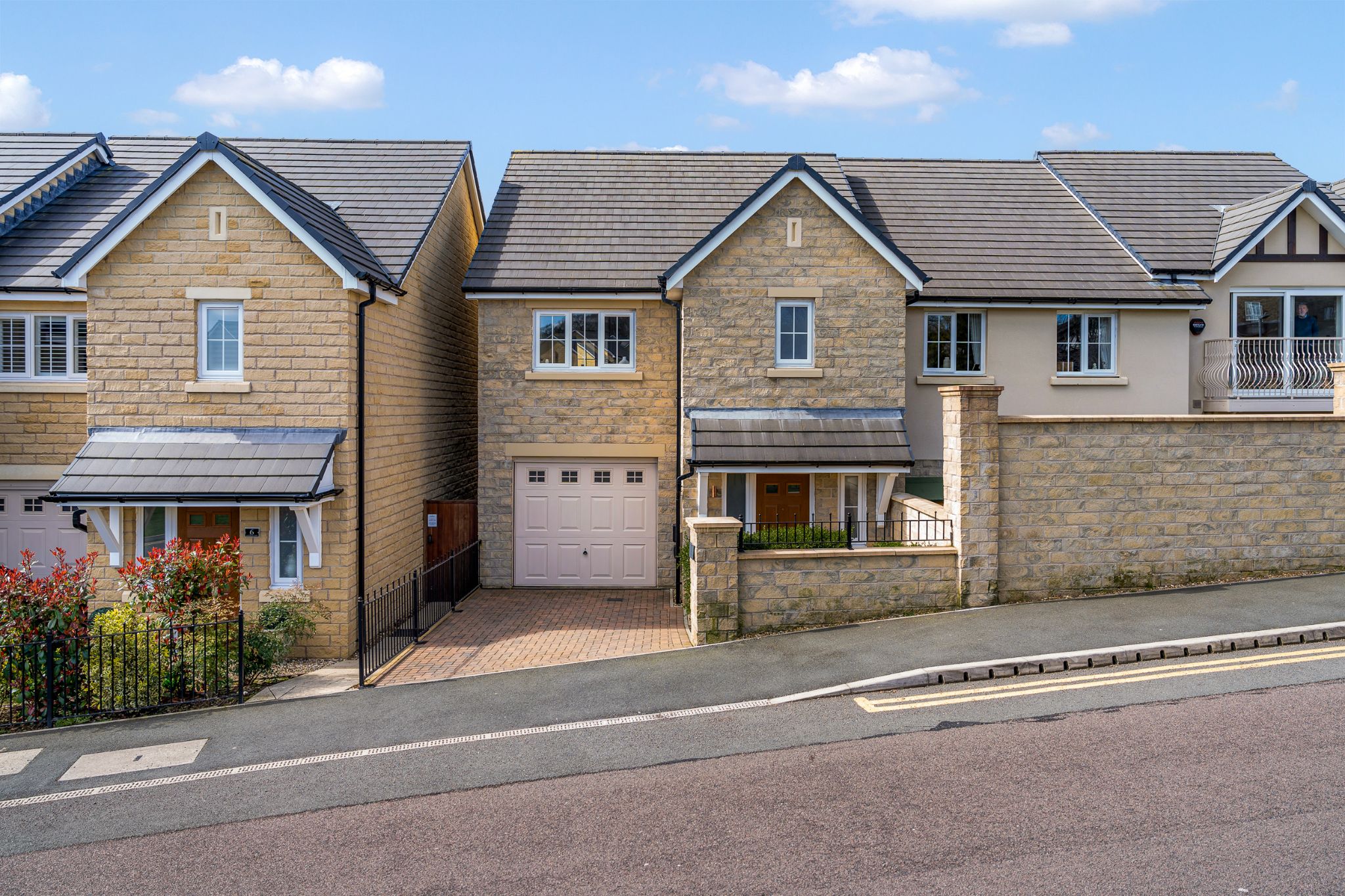 3 bedroom mews house For Sale in Bolton - Photograph 1.