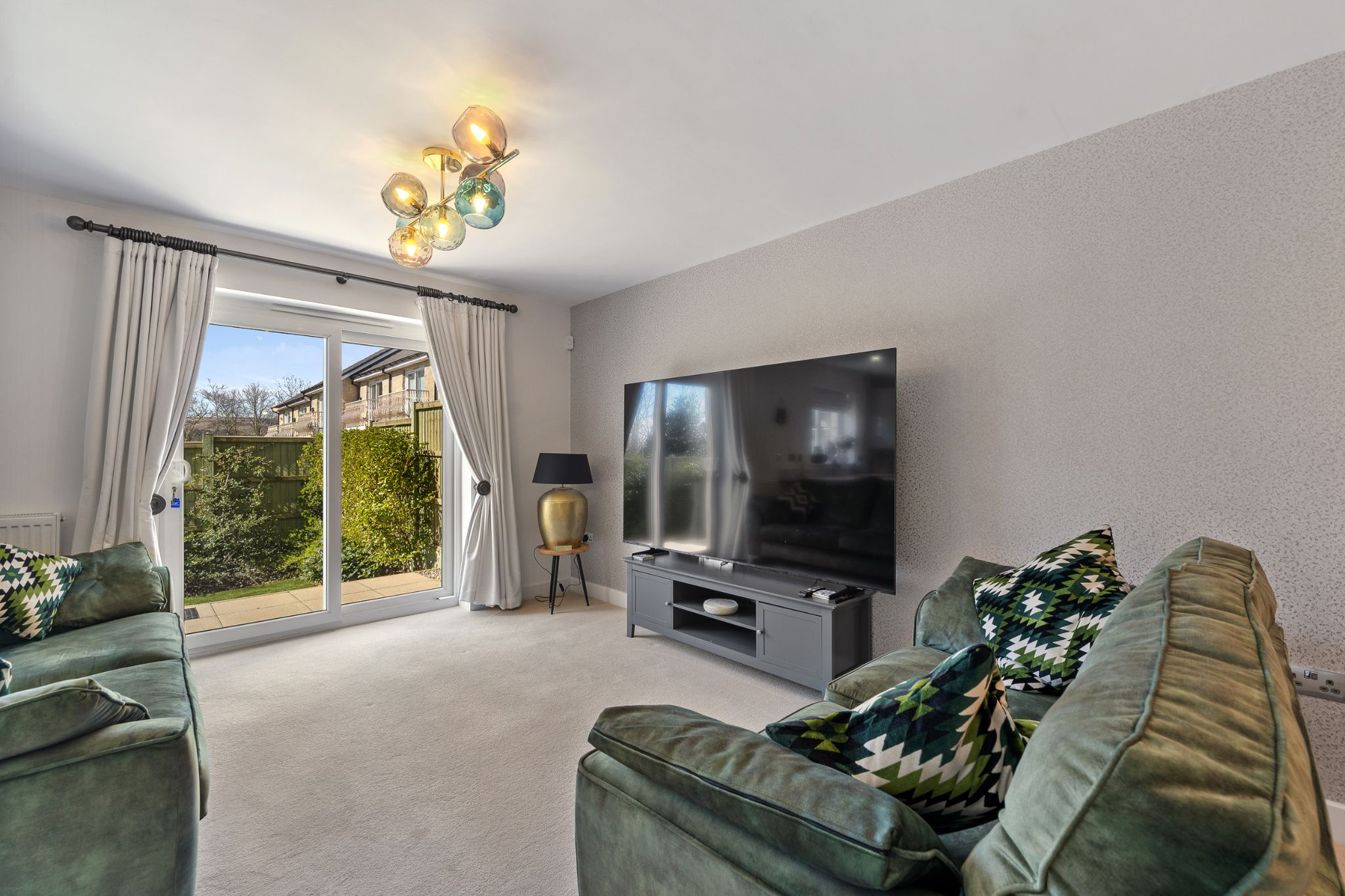 3 bedroom mews house For Sale in Bolton - Photograph 8.