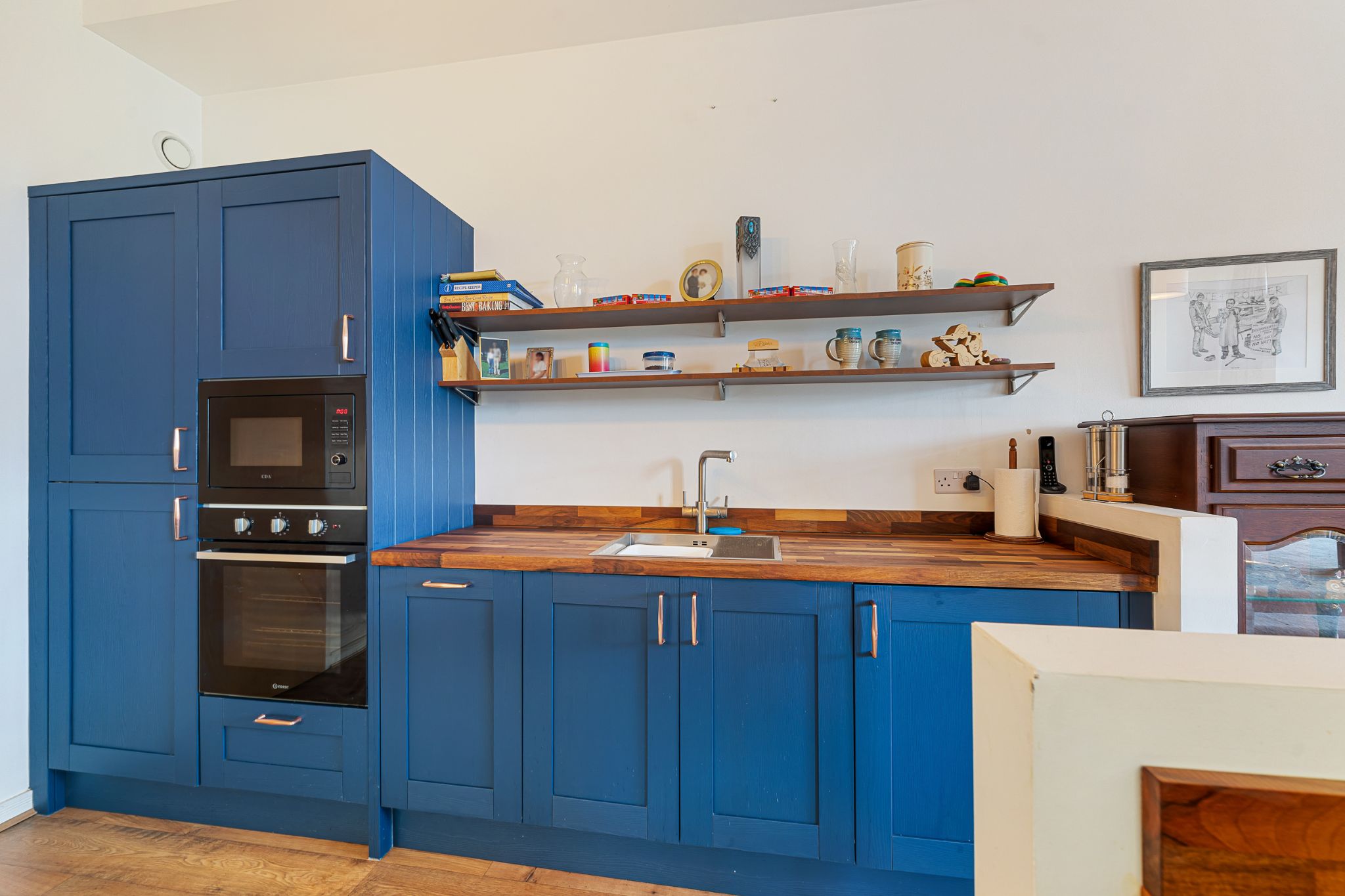 3 bedroom penthouse flat/apartment For Sale in Bolton - Photograph 16.