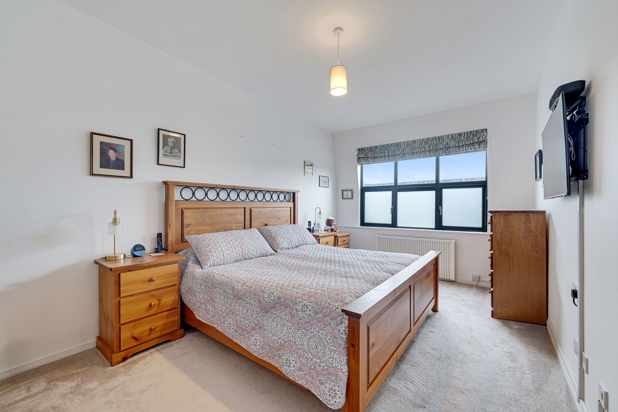 3 bedroom penthouse flat/apartment For Sale in Bolton - Photograph 21.