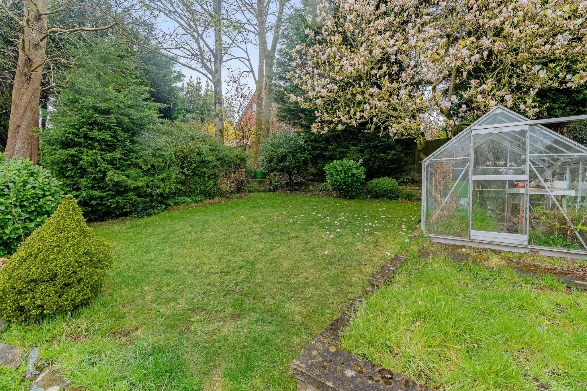 3 bedroom detached house Sale Agreed in Bolton - Photograph 22.