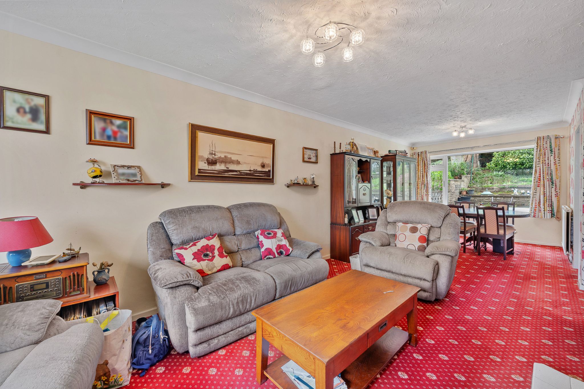3 bedroom detached house Sale Agreed in Bolton - Photograph 4.