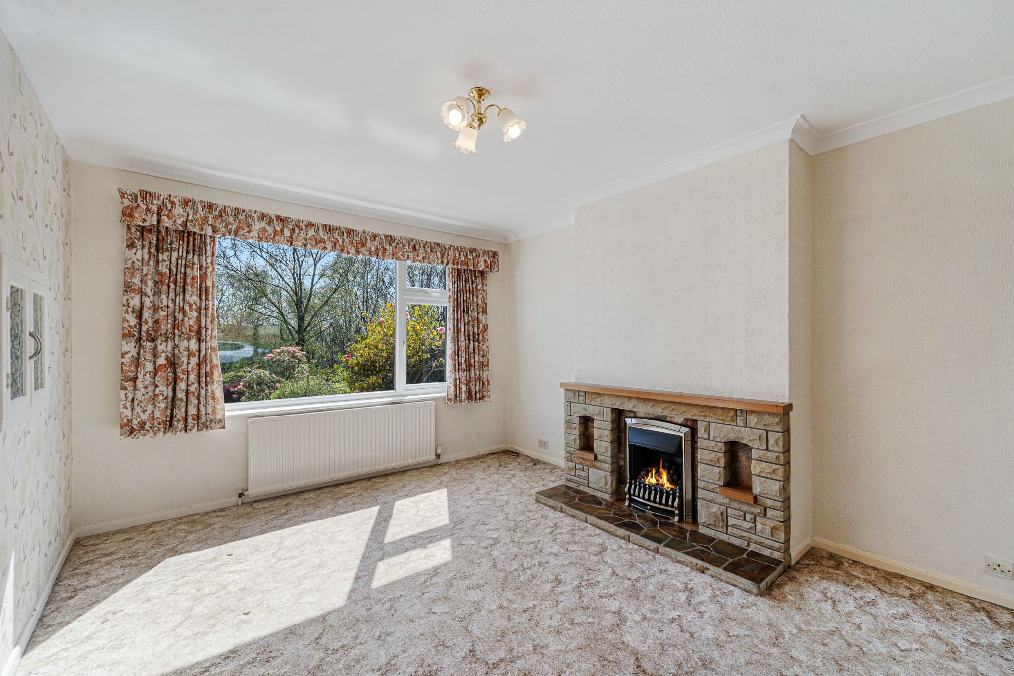 3 bedroom semi-detached house Sale Agreed in Bolton - Photograph 10.