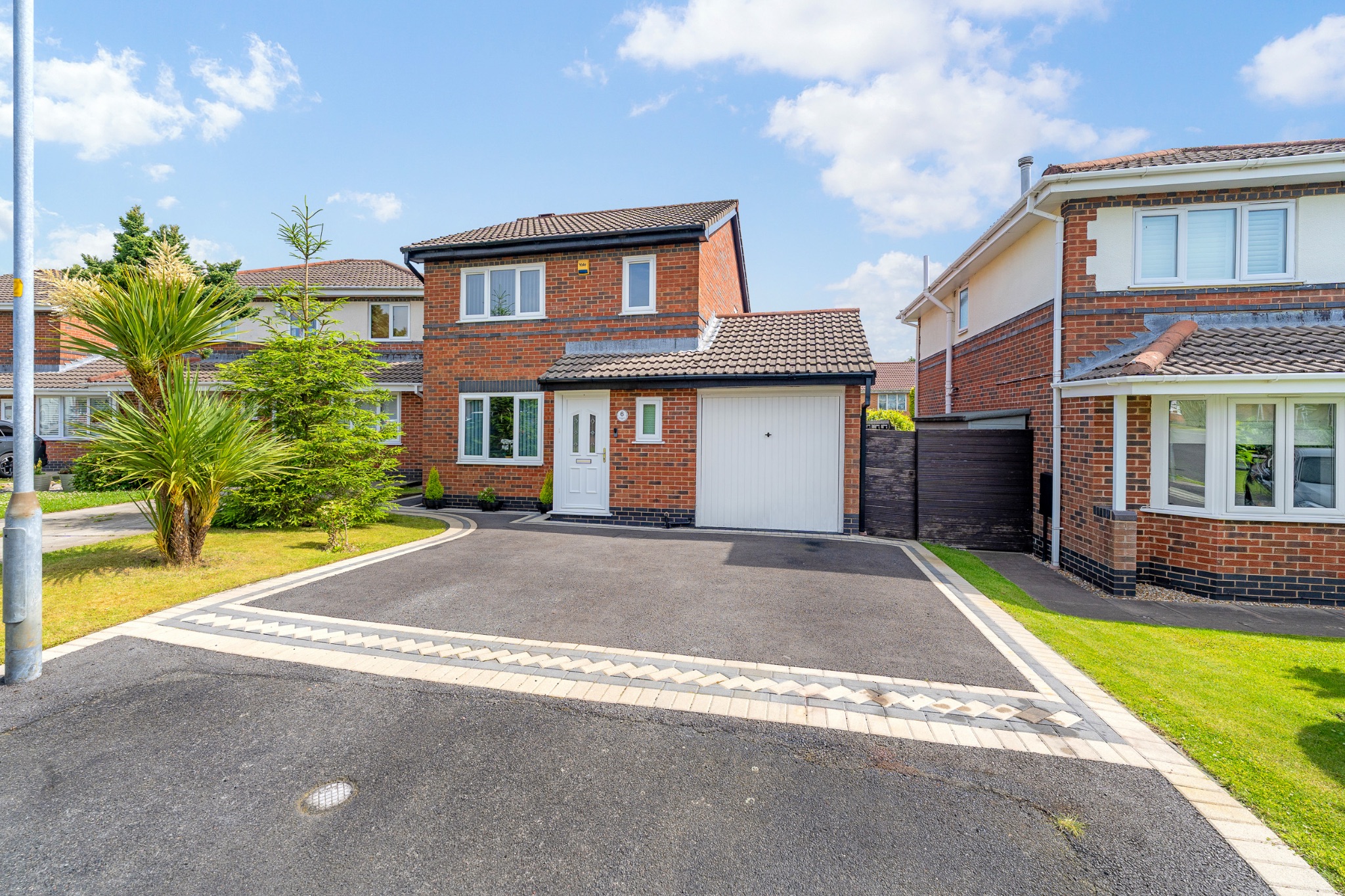 3 bedroom detached house For Sale in Bolton - Photograph 27.