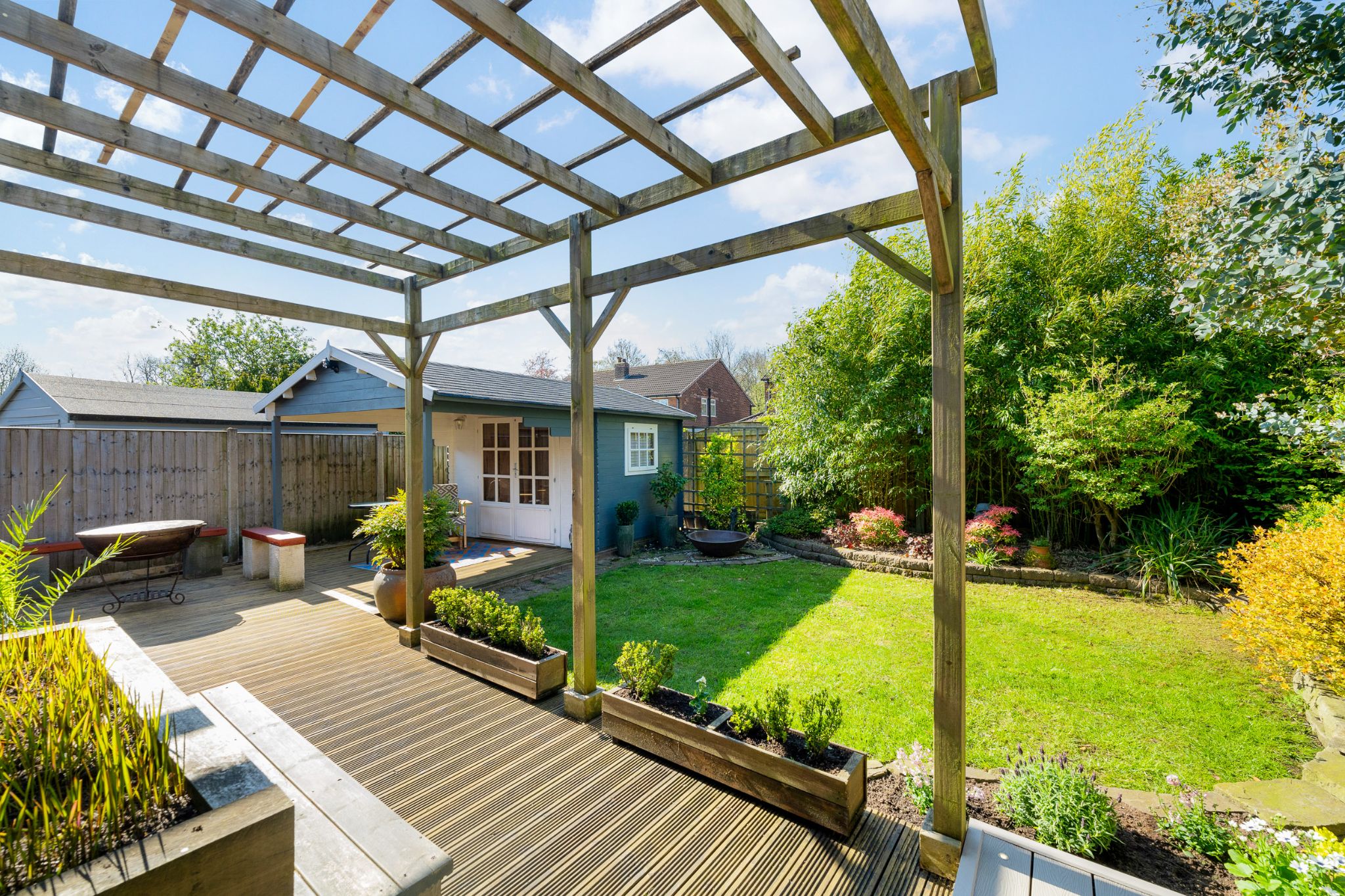 2 bedroom semi-detached bungalow Sale Agreed in Bolton - Photograph 30.