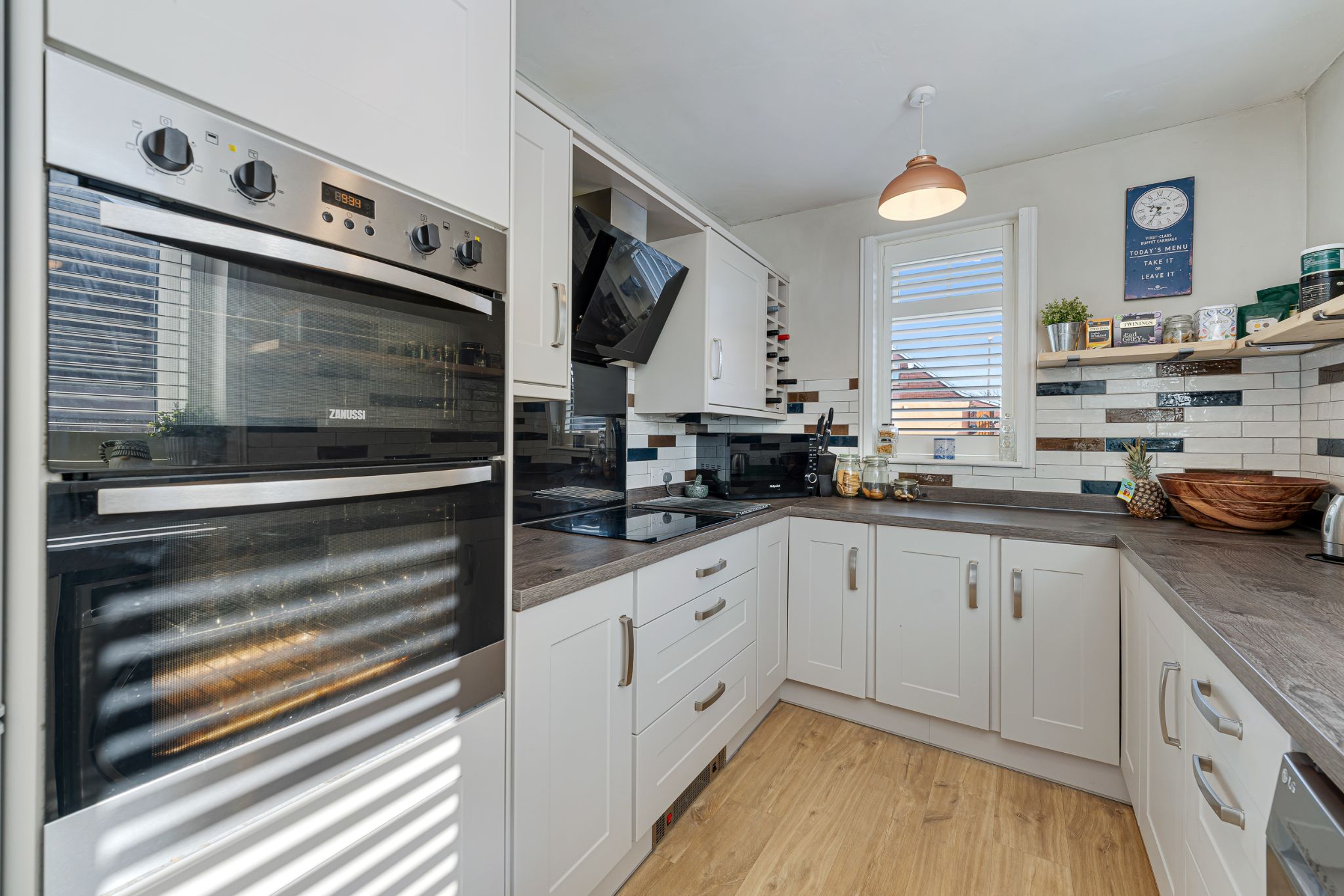 2 bedroom semi-detached bungalow Sale Agreed in Bolton - Photograph 6.