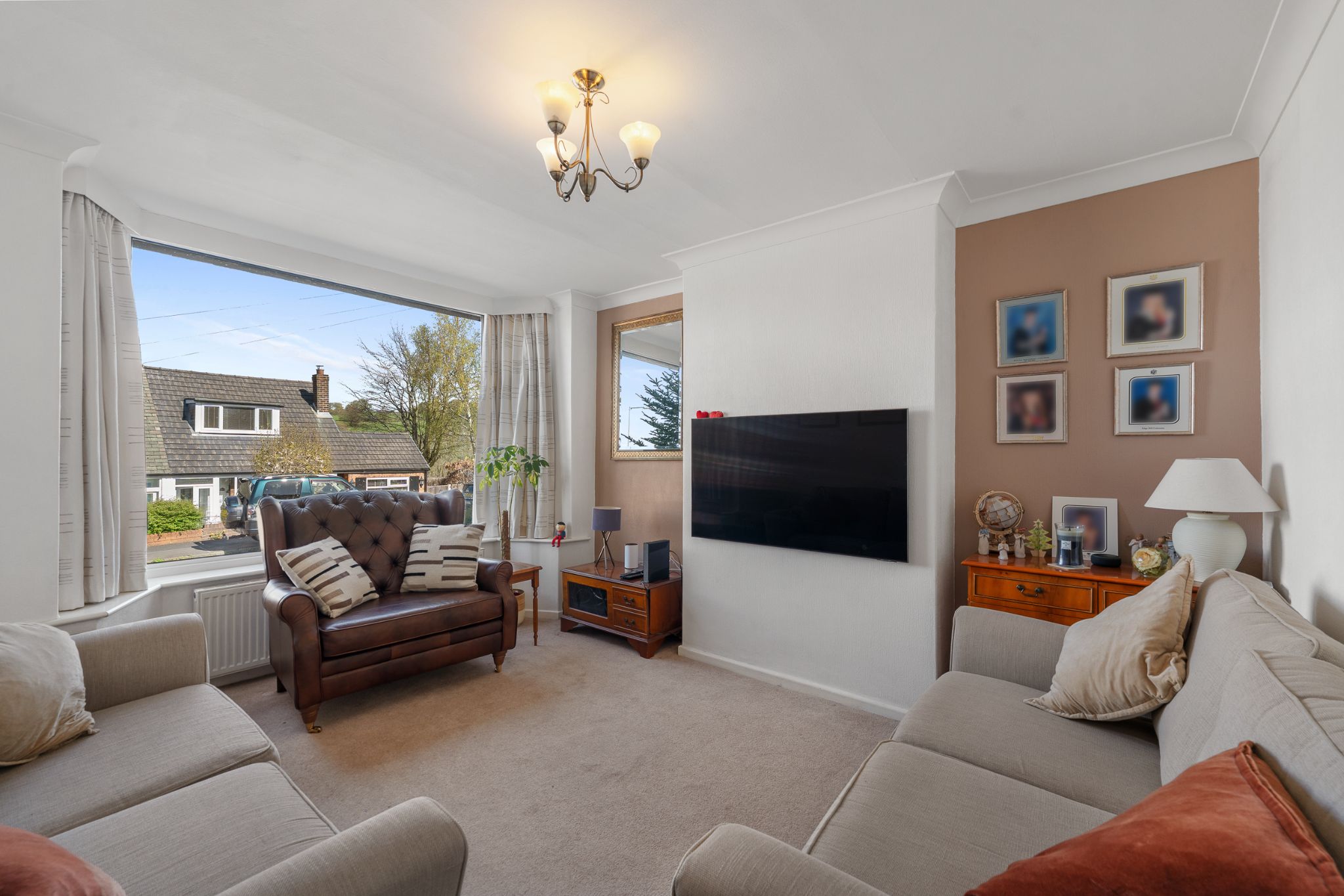 3 bedroom semi-detached house Sale Agreed in Bolton - Photograph 3.