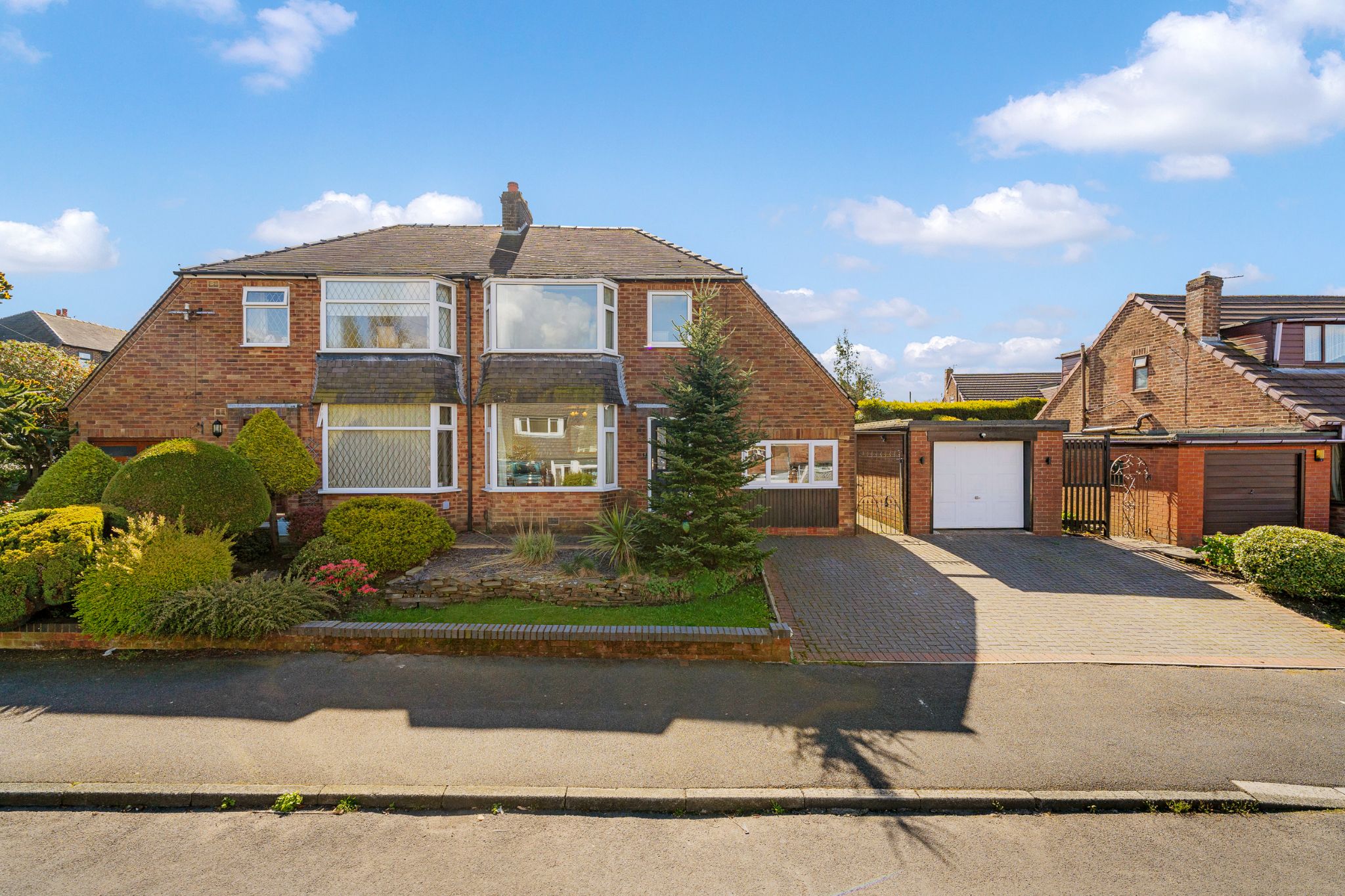 3 bedroom semi-detached house Sale Agreed in Bolton - Photograph 1.