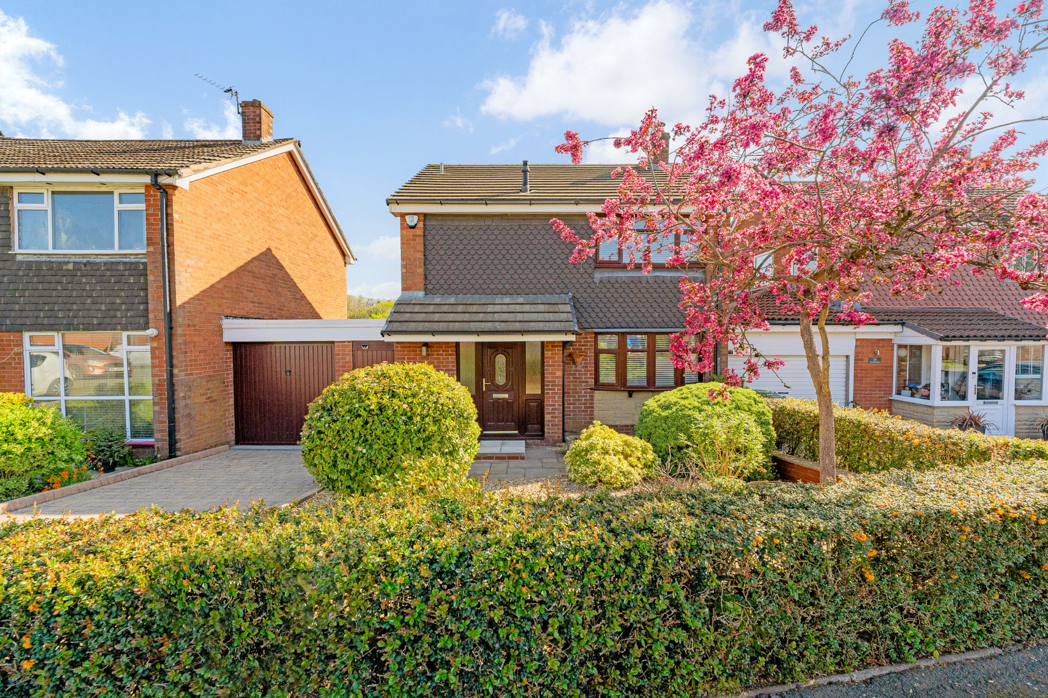 3 bedroom link detached house For Sale in Bolton - Photograph 26.