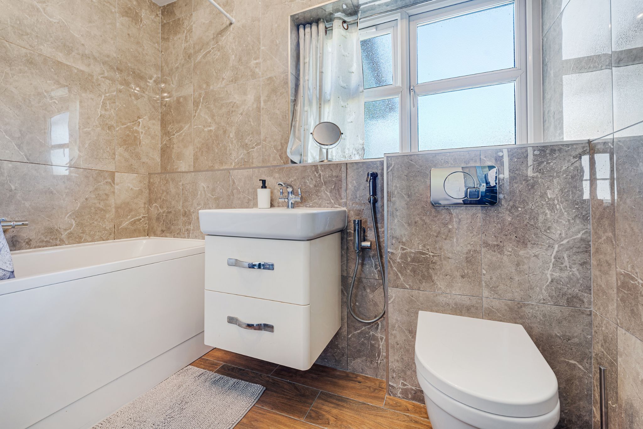 2 bedroom apartment flat/apartment For Sale in Bolton - Photograph 18.