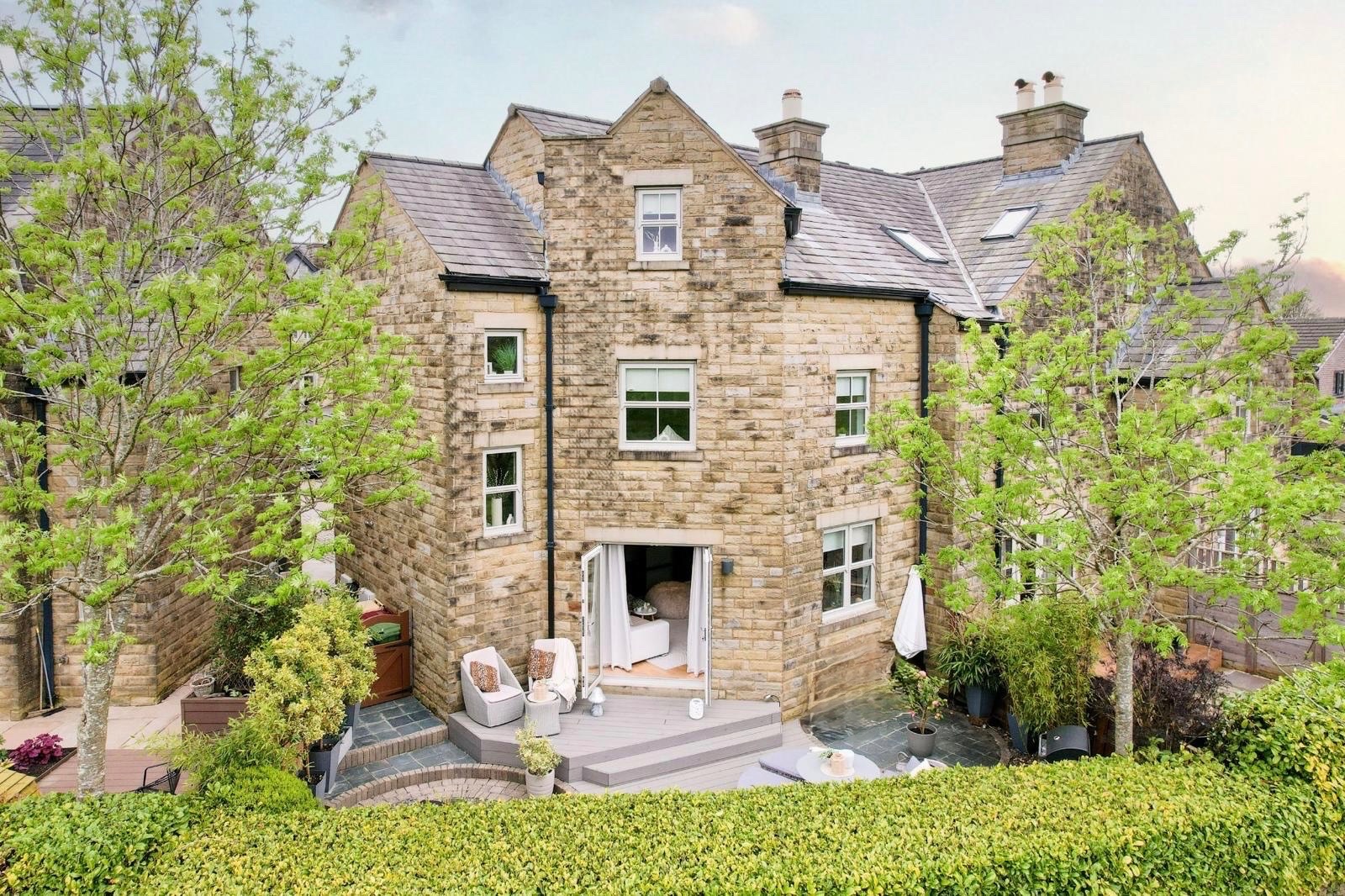 4 bedroom mews house For Sale in Bolton - Photograph 55.