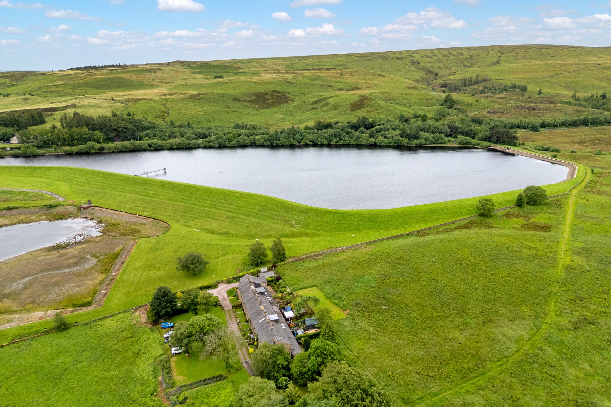 2 bedroom cottage house For Sale in Bolton - Photograph 1.