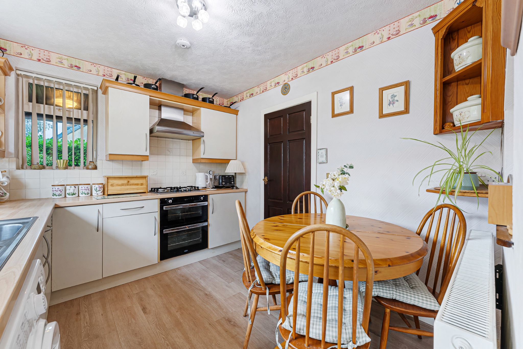 2 bedroom detached bungalow Sale Agreed in Bolton - Photograph 11.