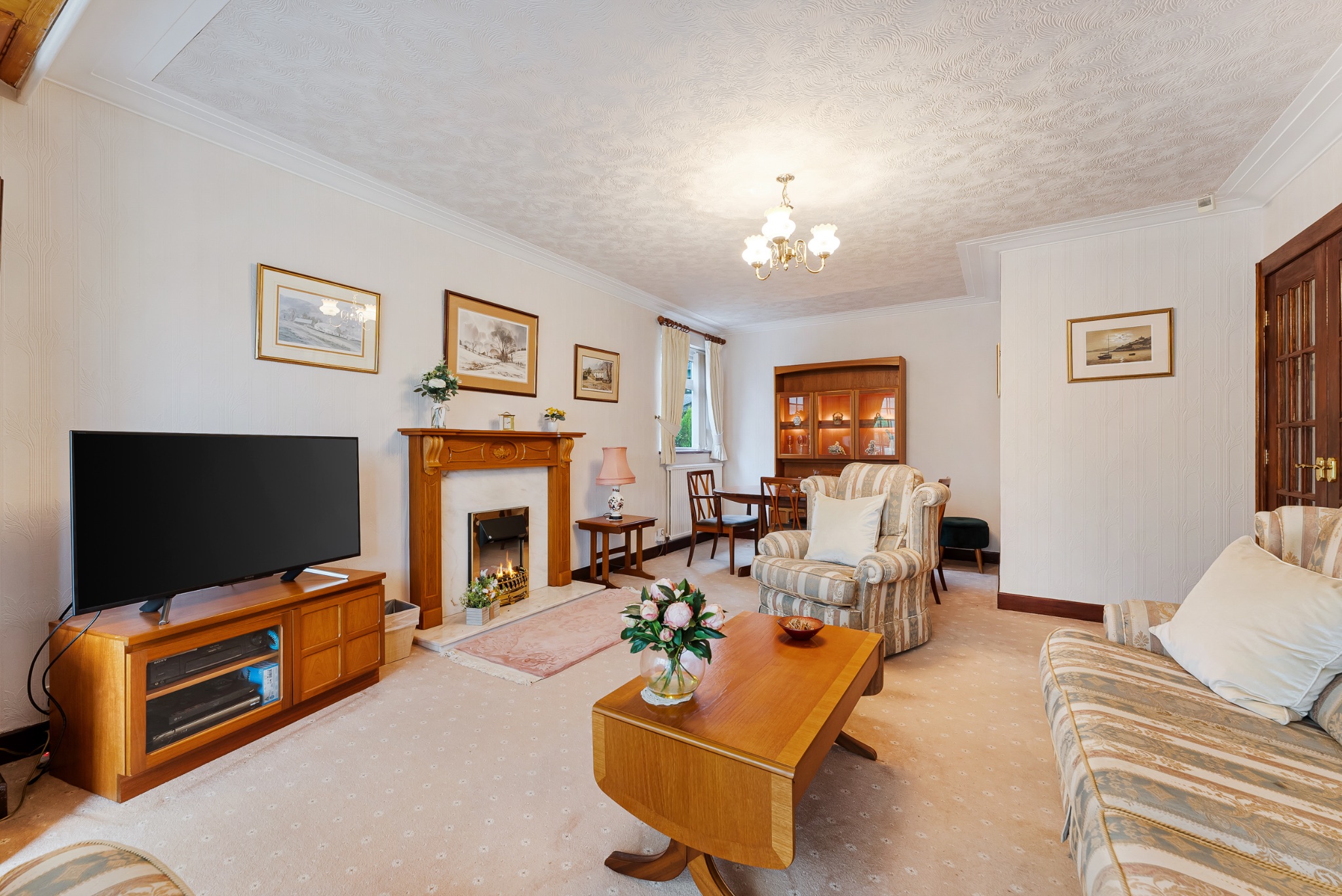 2 bedroom detached bungalow Sale Agreed in Bolton - Photograph 6.