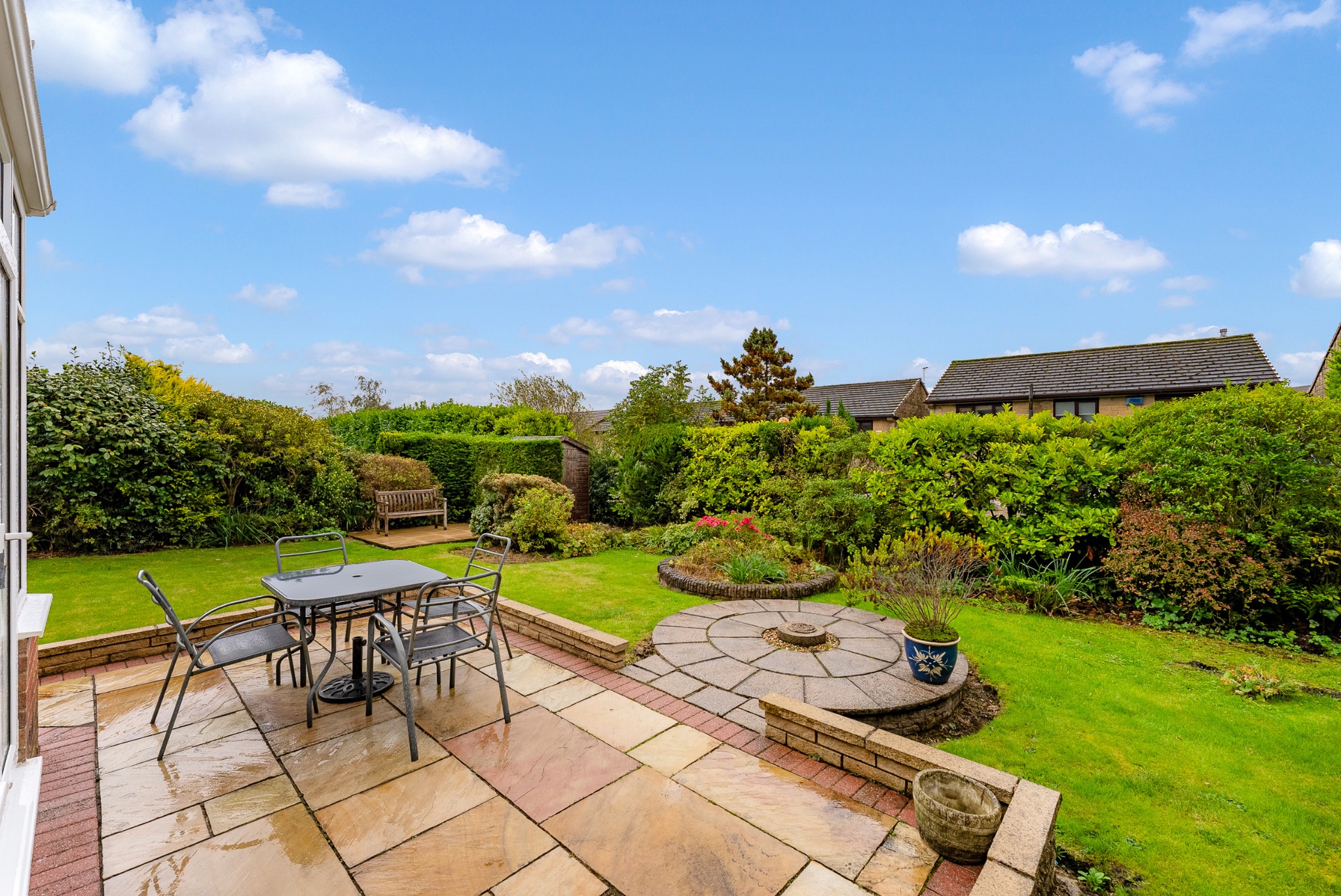 2 bedroom detached bungalow Sale Agreed in Bolton - Photograph 22.
