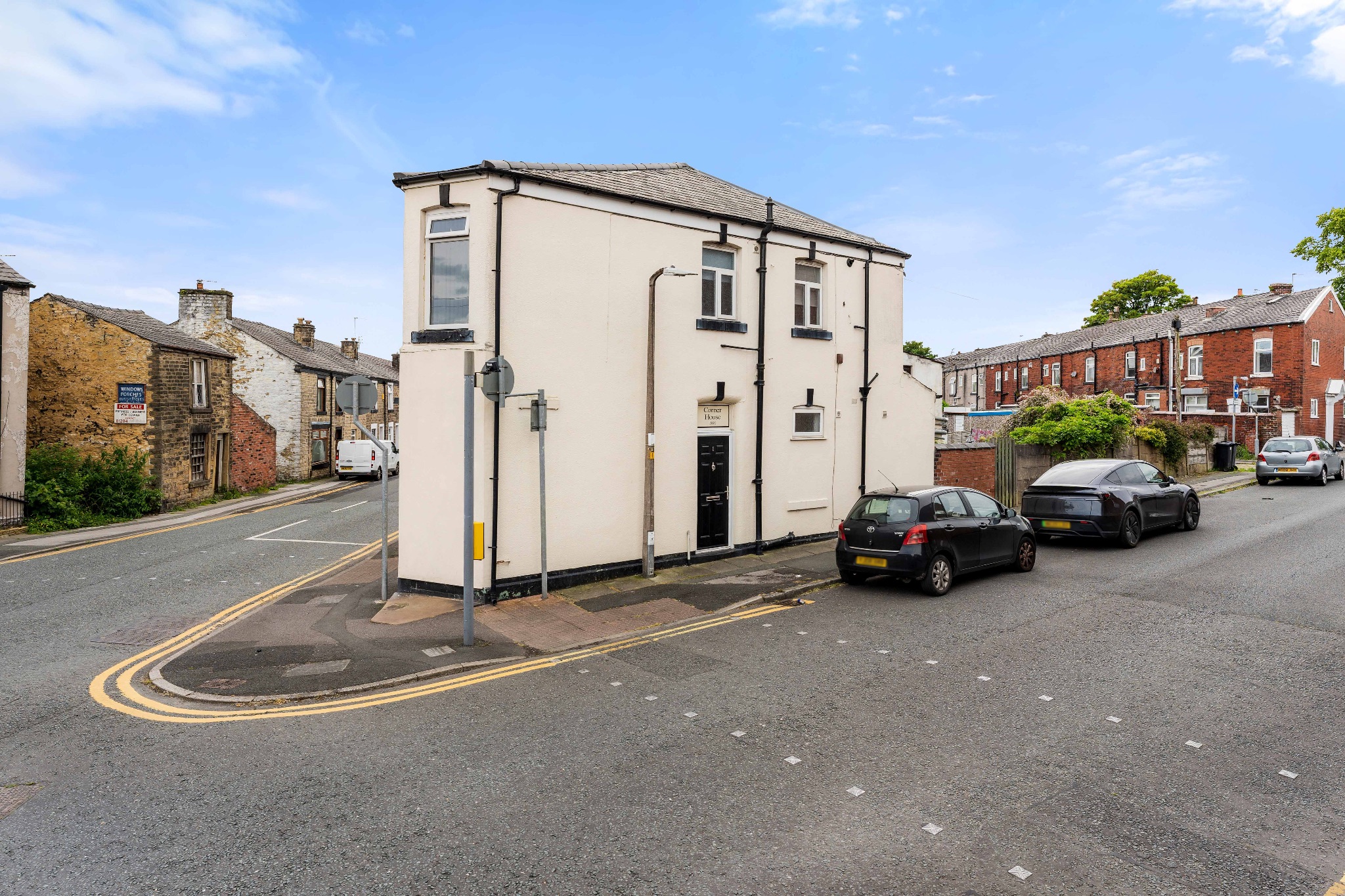 4 bedroom end terraced house For Sale in Bolton - Photograph 2.