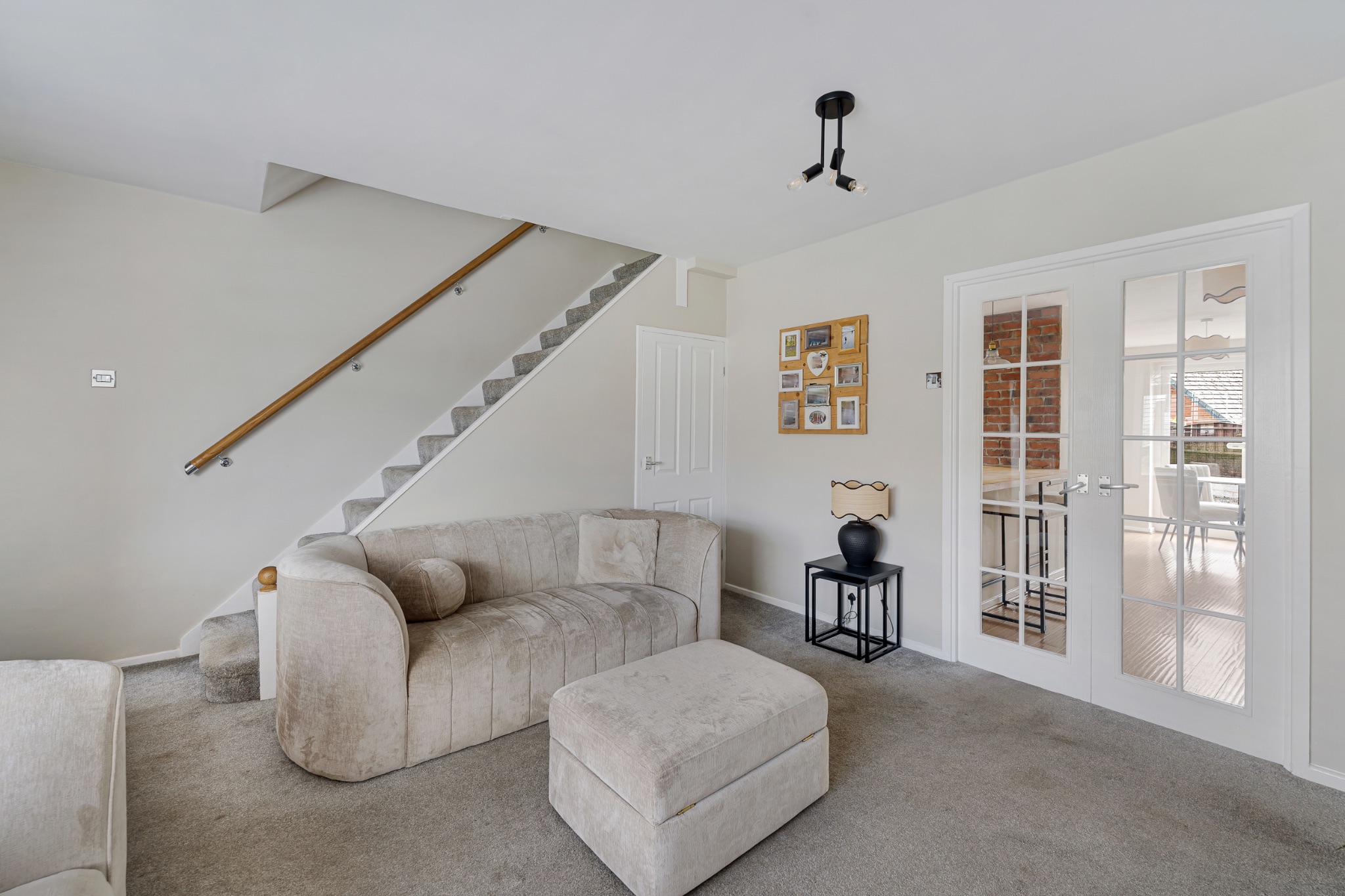 3 bedroom semi-detached house Sale Agreed in Bolton - Photograph 4.