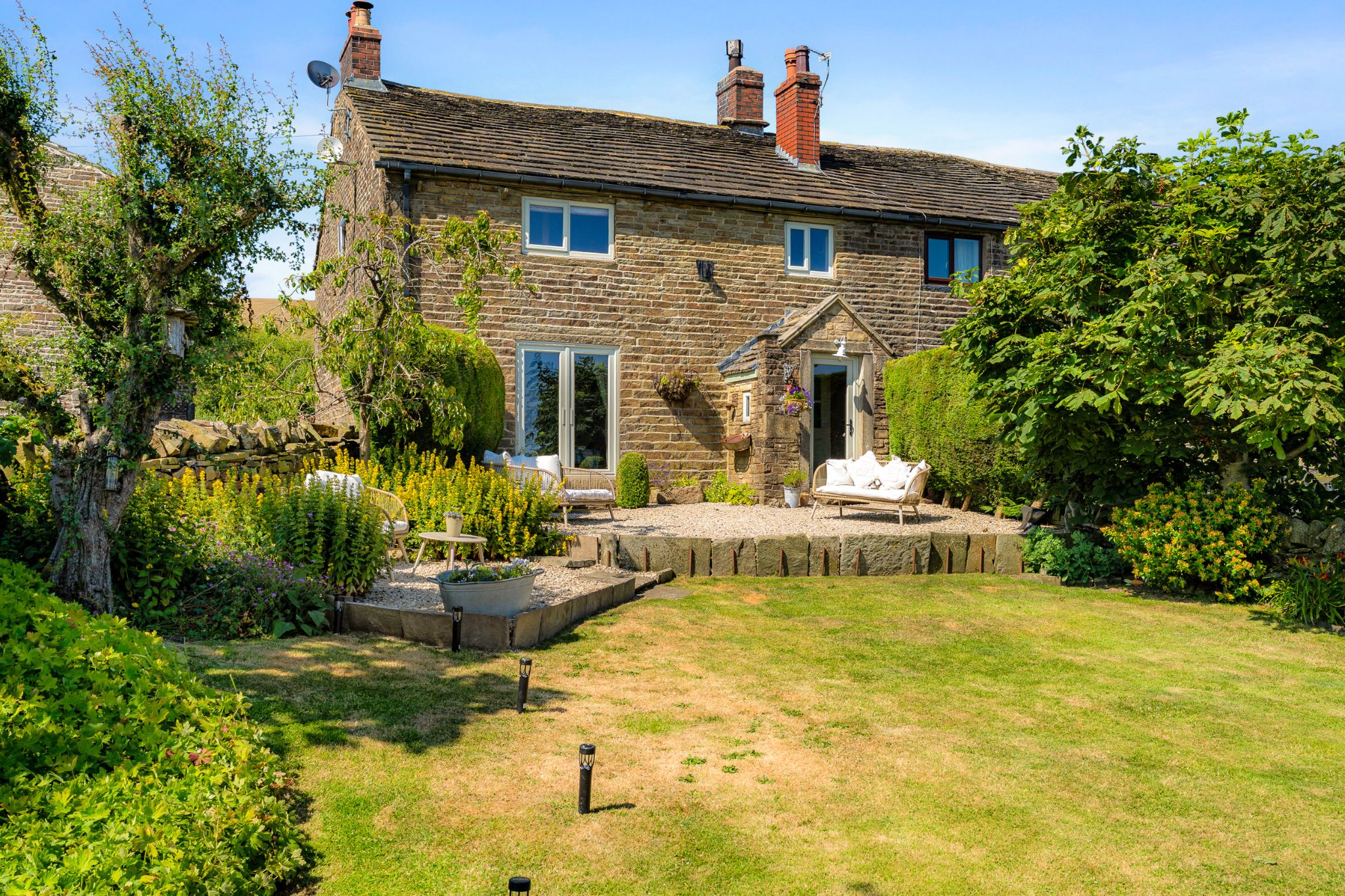 3 bedroom farm house For Sale in Bolton - Photograph 63.