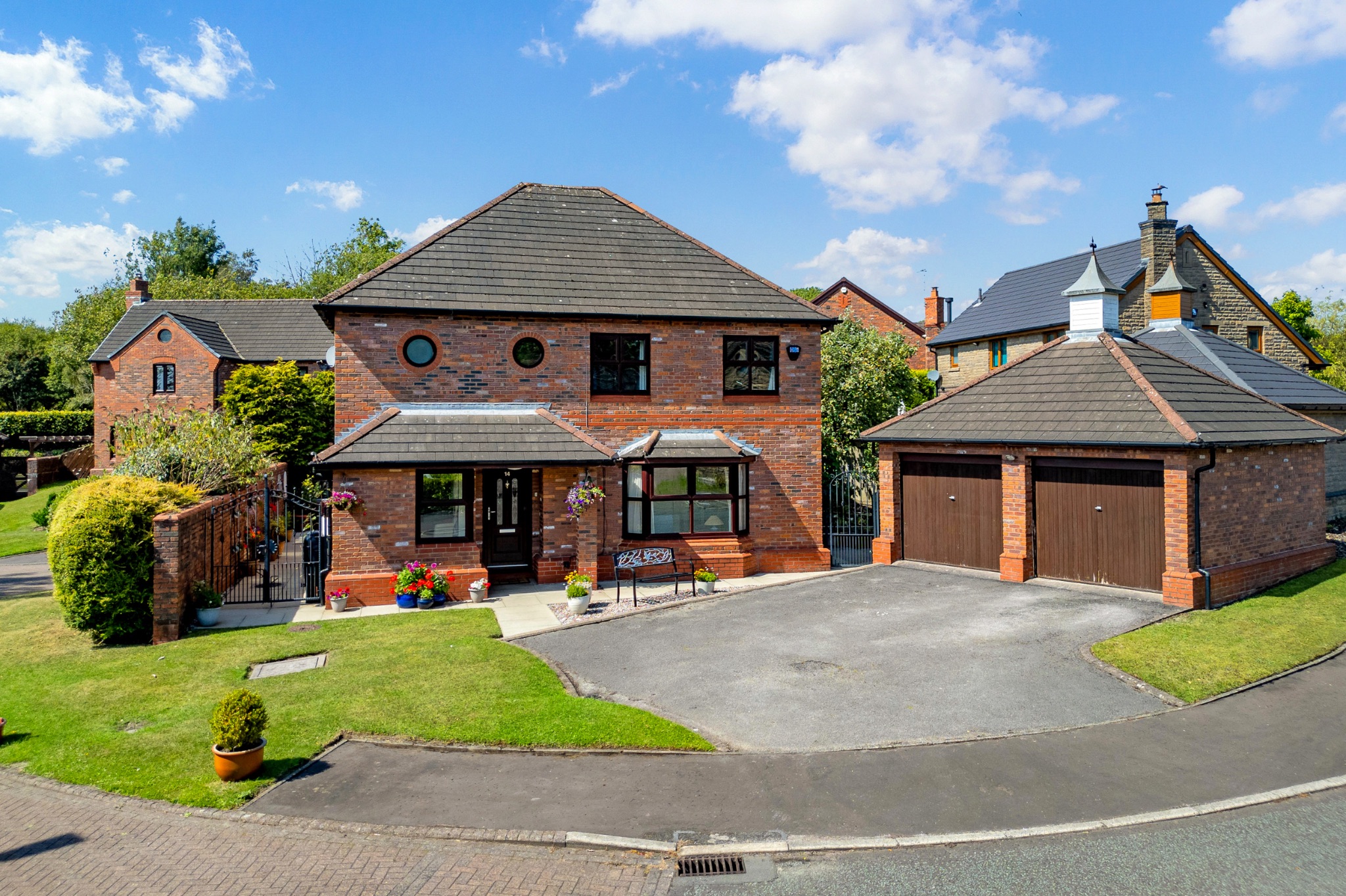 4 bedroom detached house Sale Agreed in Bolton - Photograph 1.