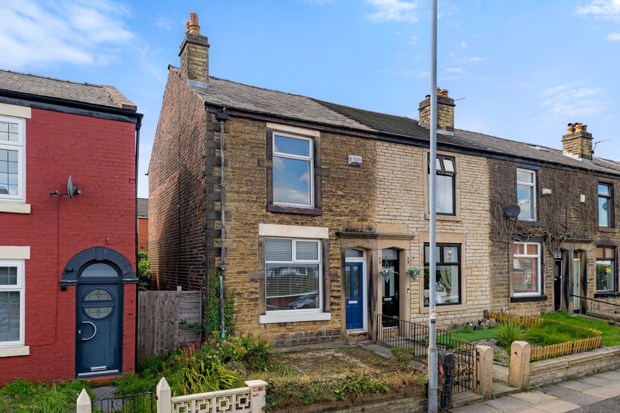 2 bedroom end terraced house For Sale in Bolton - Photograph 1.