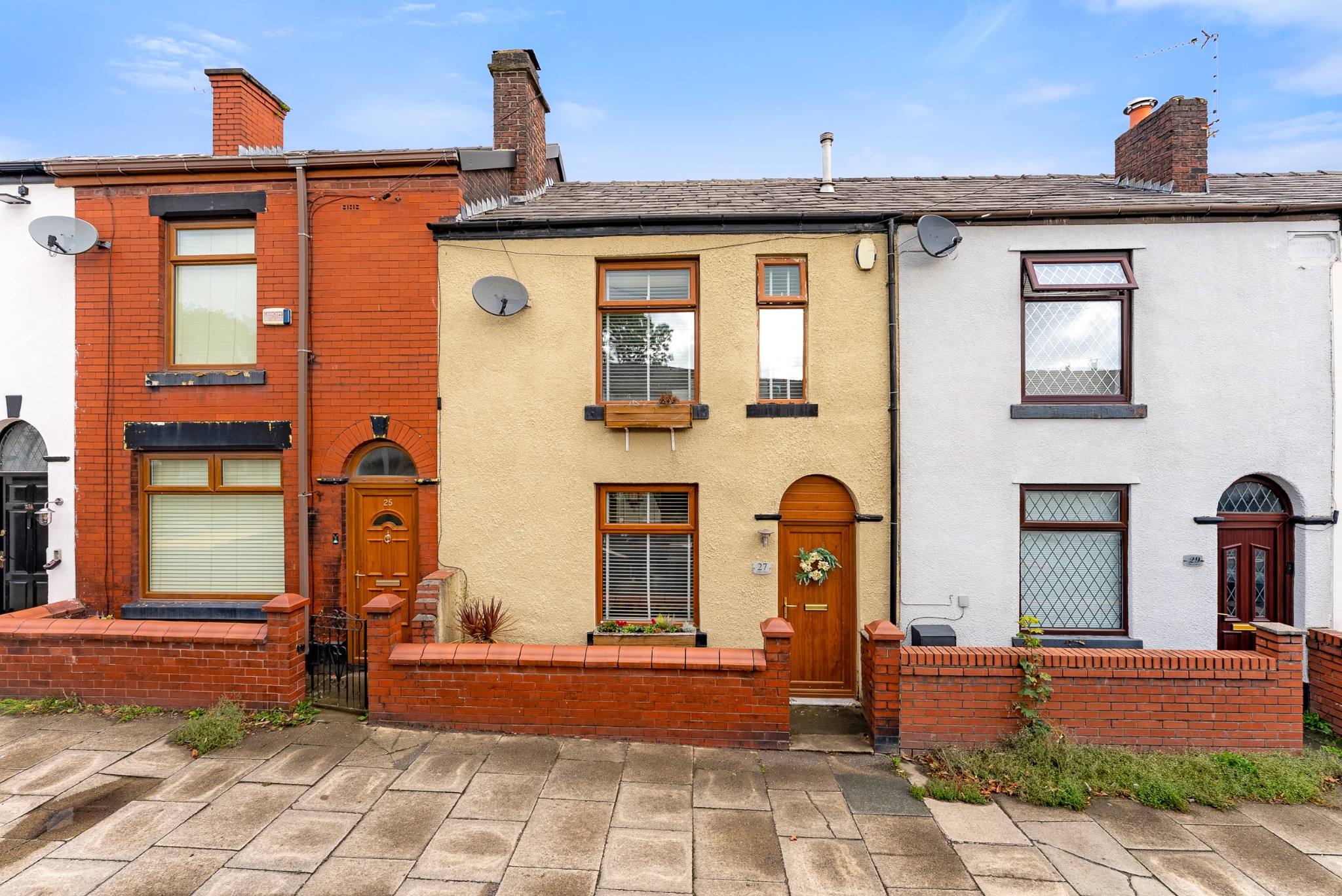 3 bedroom mid terraced house For Sale in Bury - Photograph 1.