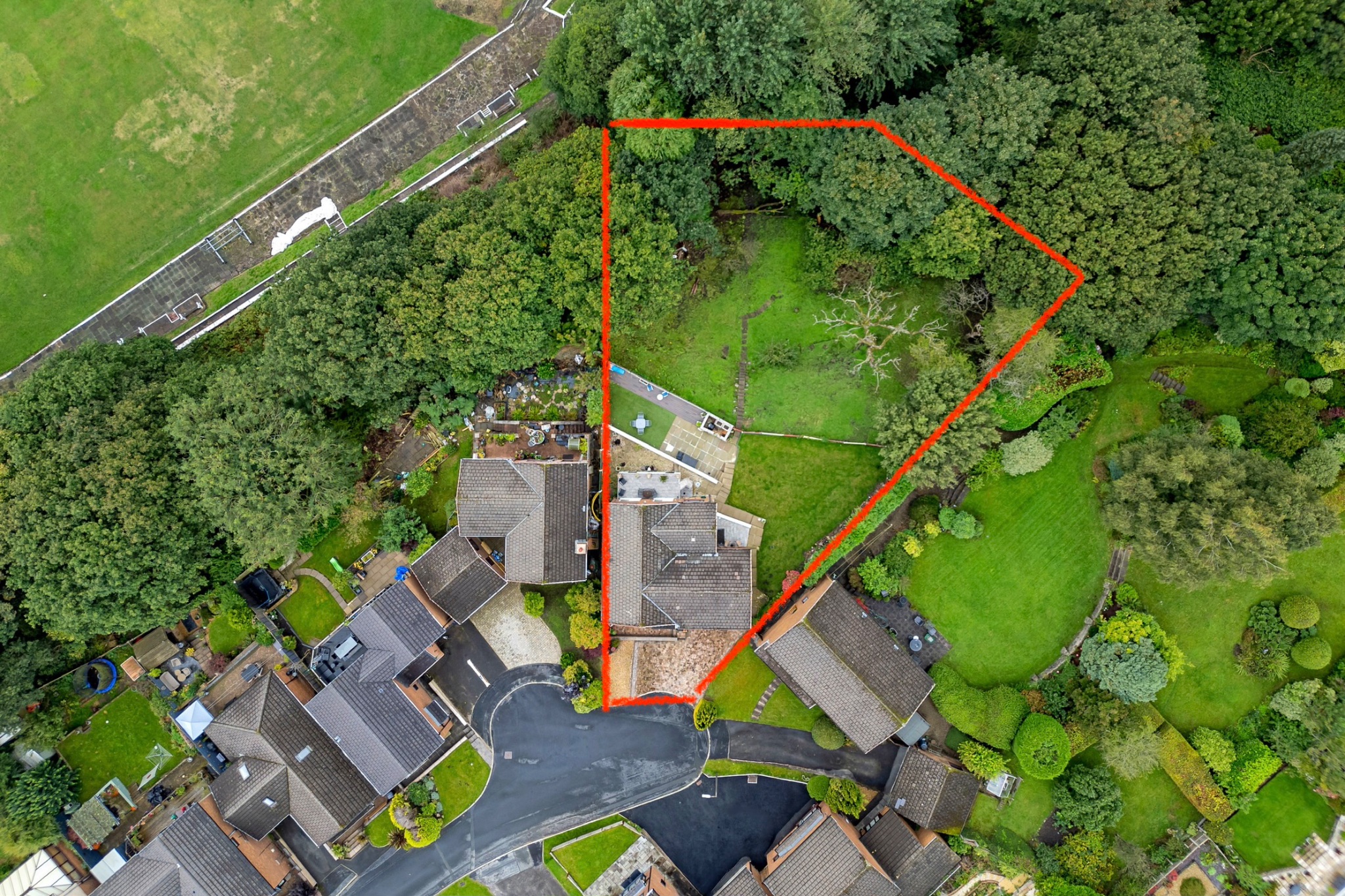 5 bedroom detached house For Sale in Bolton - Photograph 4.