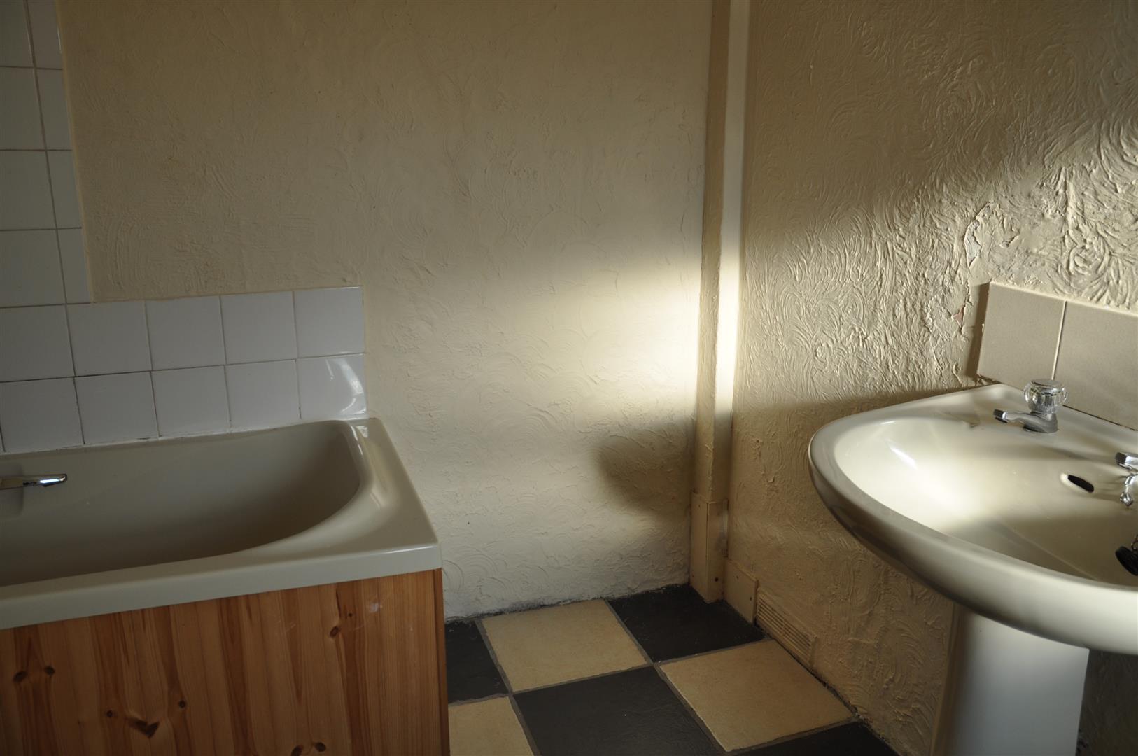 3 bedroom barn conversion house Let in Holyhead - Image.