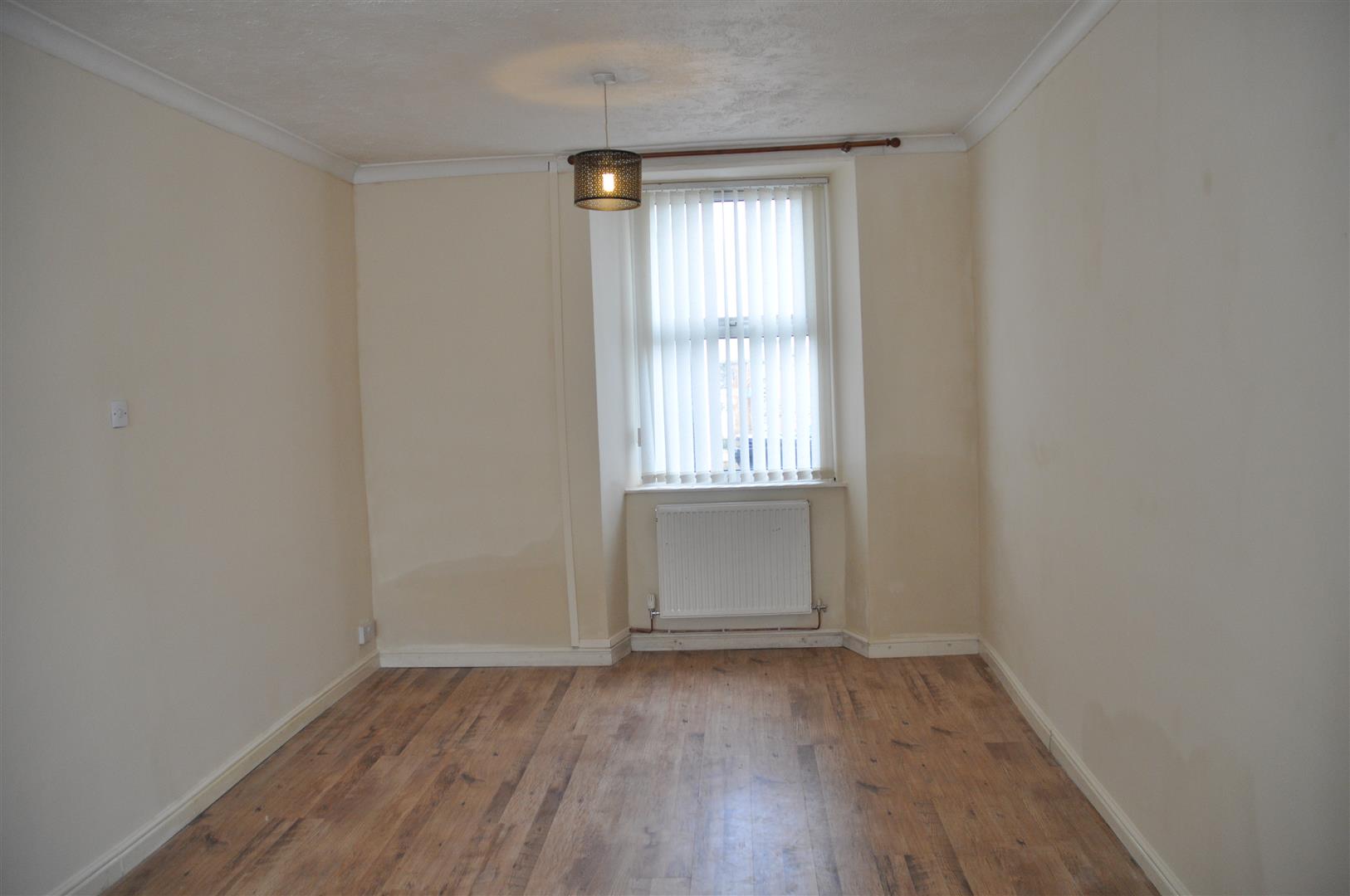 3 bedroom end terraced house Let in Holyhead - Image.